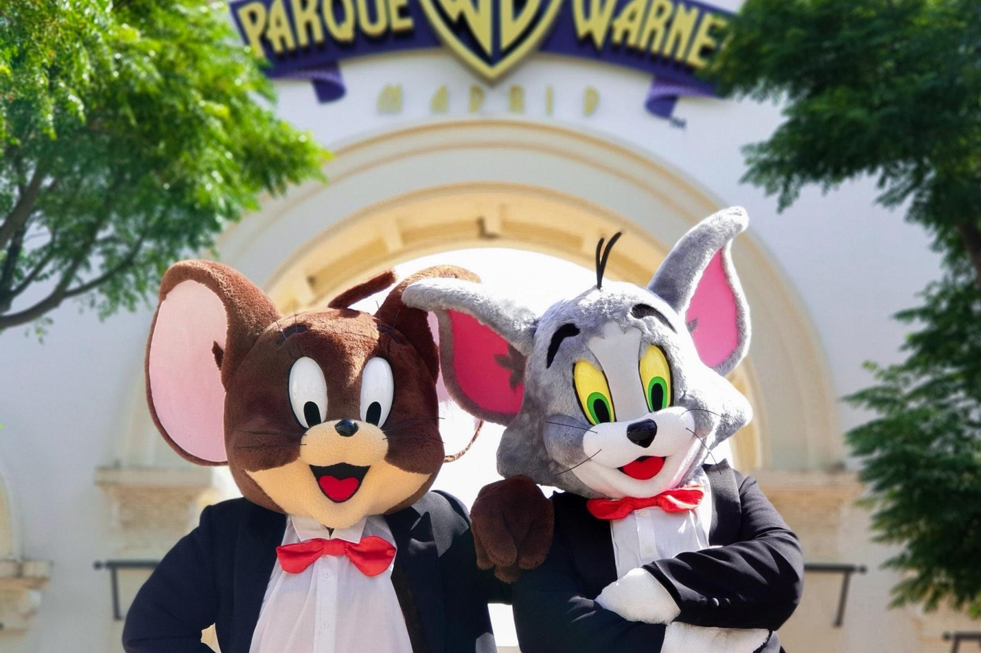 Parque Warner Ticket & Transfer from Madrid - Thumbnail 3