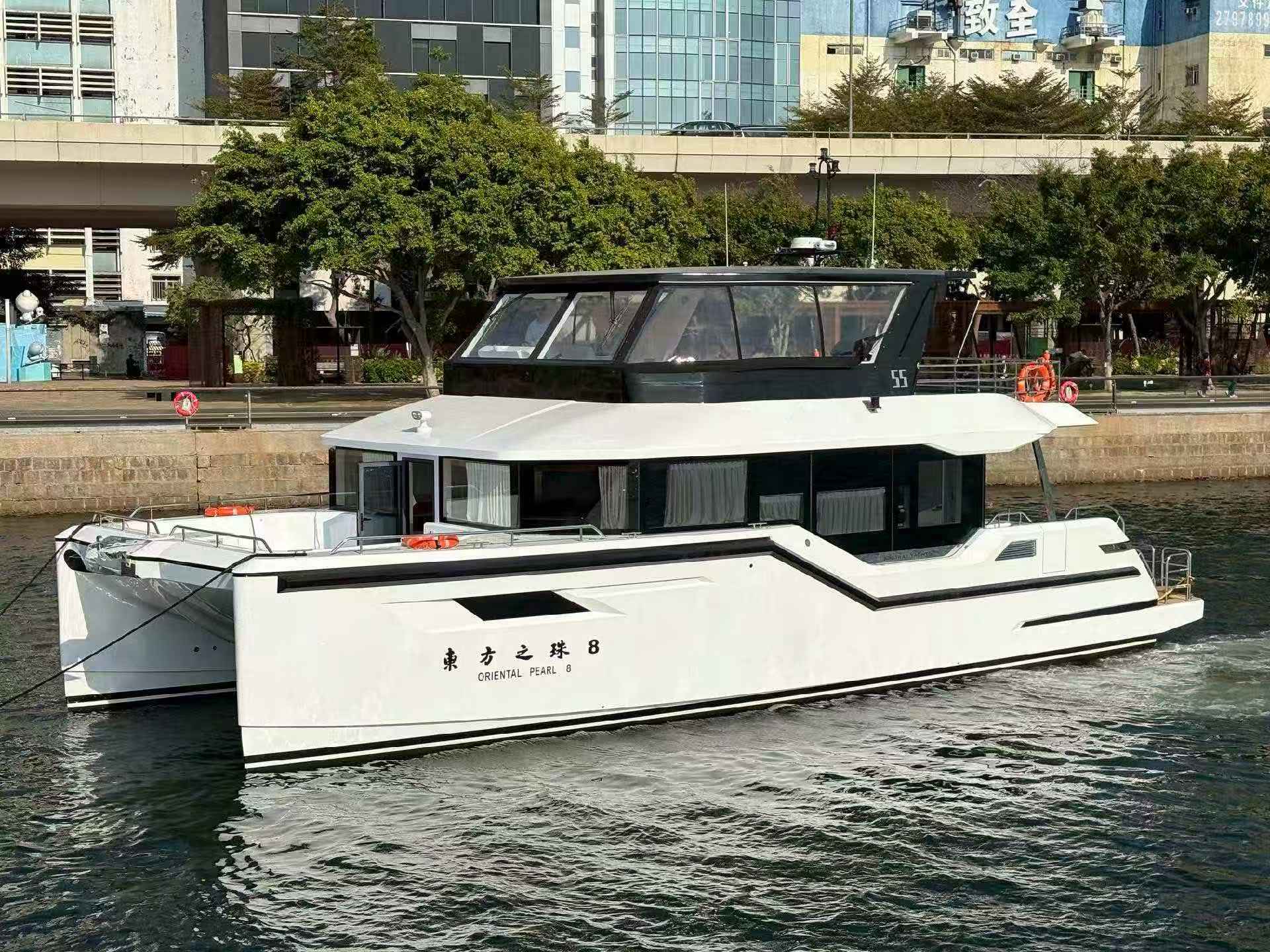 Oriental Pearl No.8 Luxury Yacht Tour - Image 1