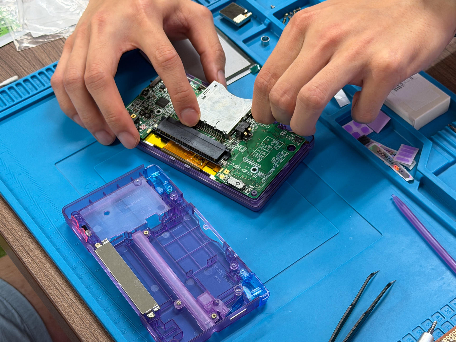 Pixel Lab Tokyo: Pixel Lab Tokyo: DS Lite USB-C & IPS Mod Workshop - Thumbnail 34