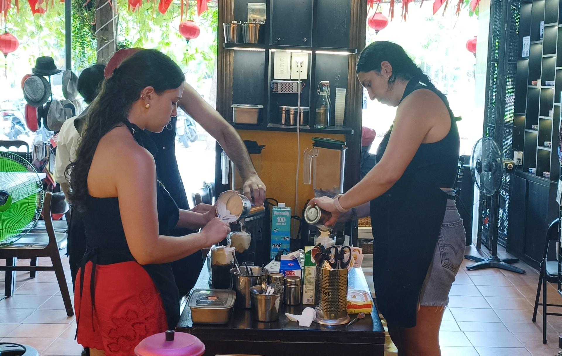 Hoi An: Vietnamese Coffee Making Class at a Local Roastery - Thumbnail 29