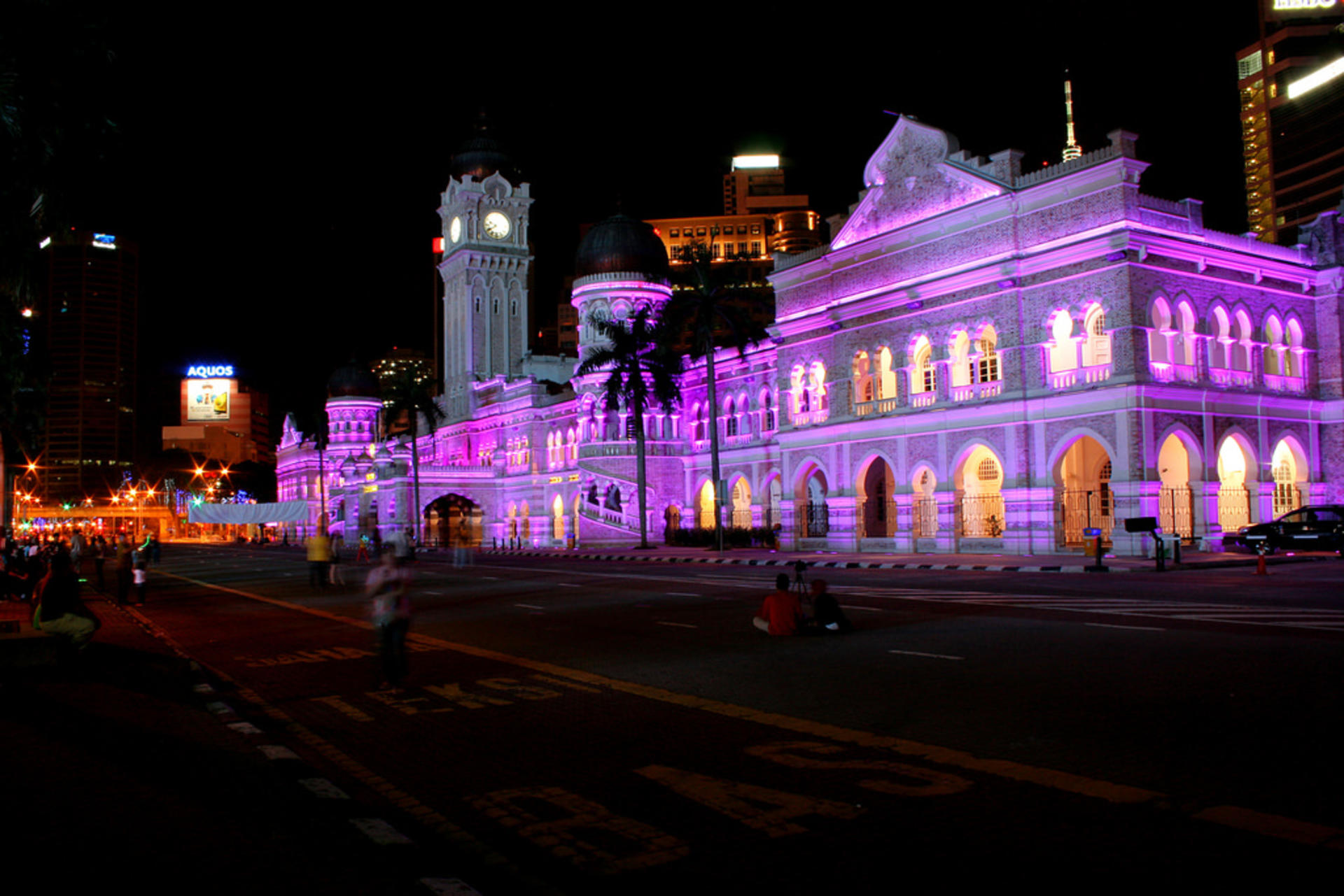 KL City of Lights Tour with Hop-on Hop-off Bus - Thumbnail 8
