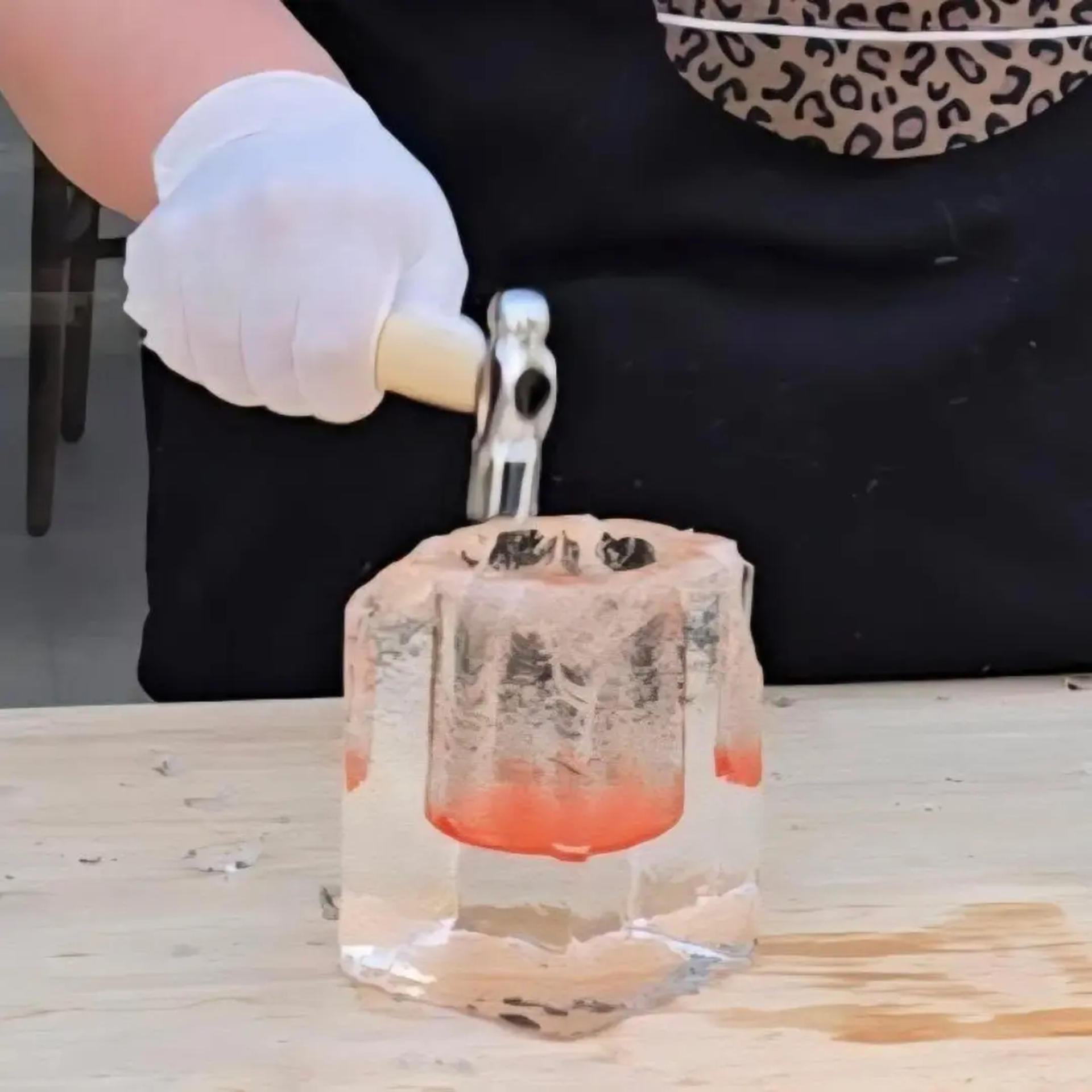 Hongdae Ice Cafe Experience with Drink & Refill in Seoul - Thumbnail 20
