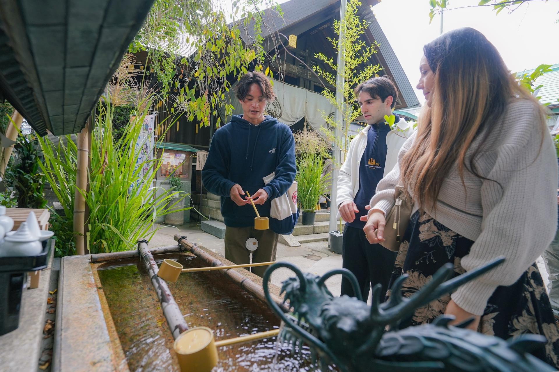 Tsukiji Fish Market Tour : Behind the Scenes & 10 Seafood Tastings  - Thumbnail 40