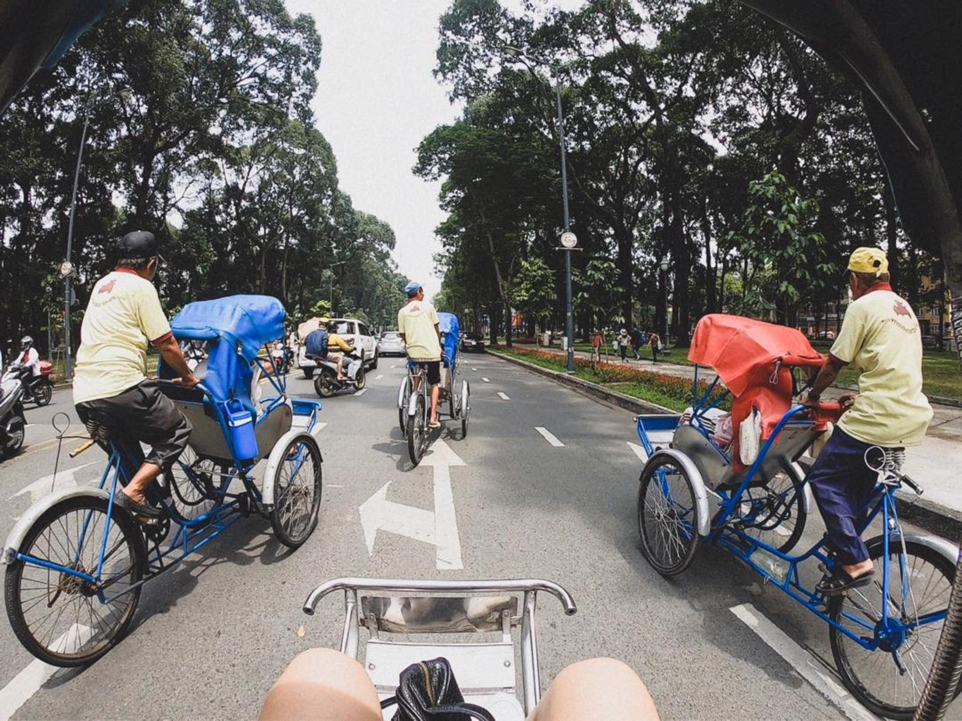 Cyclo Ride with Lunch or Dinner in Vietnamese Restaurant - Thumbnail 6