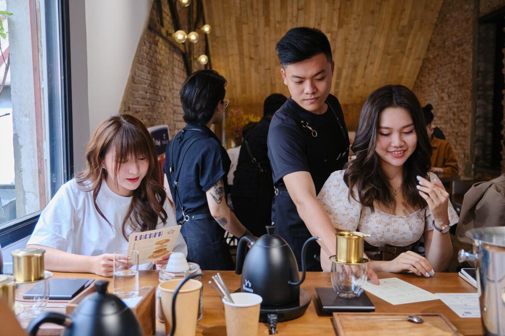 Fun & Easy Vietnamese Coffee Workshop in Ho Chi Minh City - Thumbnail 11