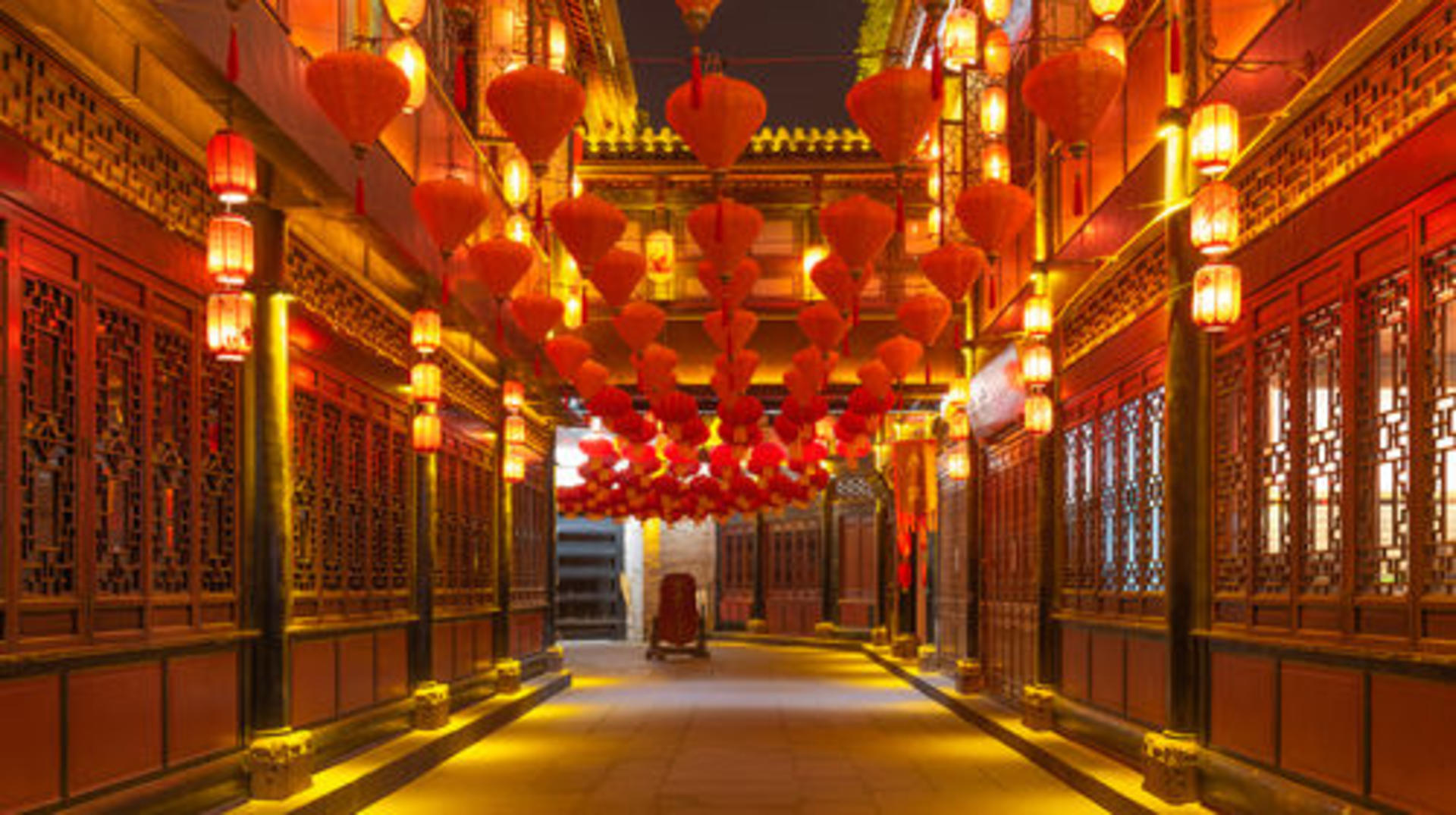 One-Day Private Car Tour: Du Fu Thatched Cottage, Jinli Ancient Street, and Chengdu IFS - Thumbnail 6