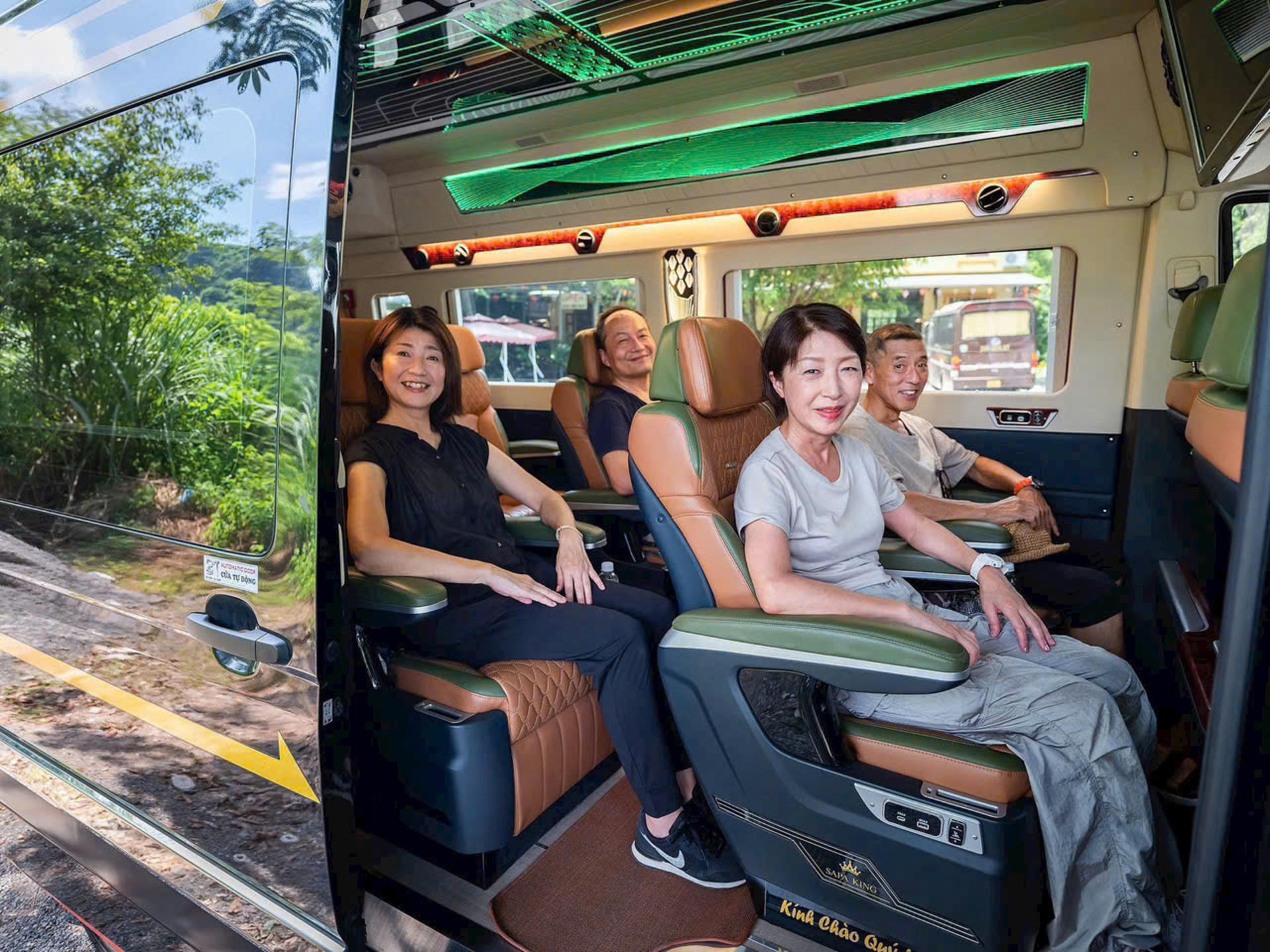 Ninh Binh Deluxe Small Group Day Tour from Hanoi by Limousine D-Car  - Thumbnail 6