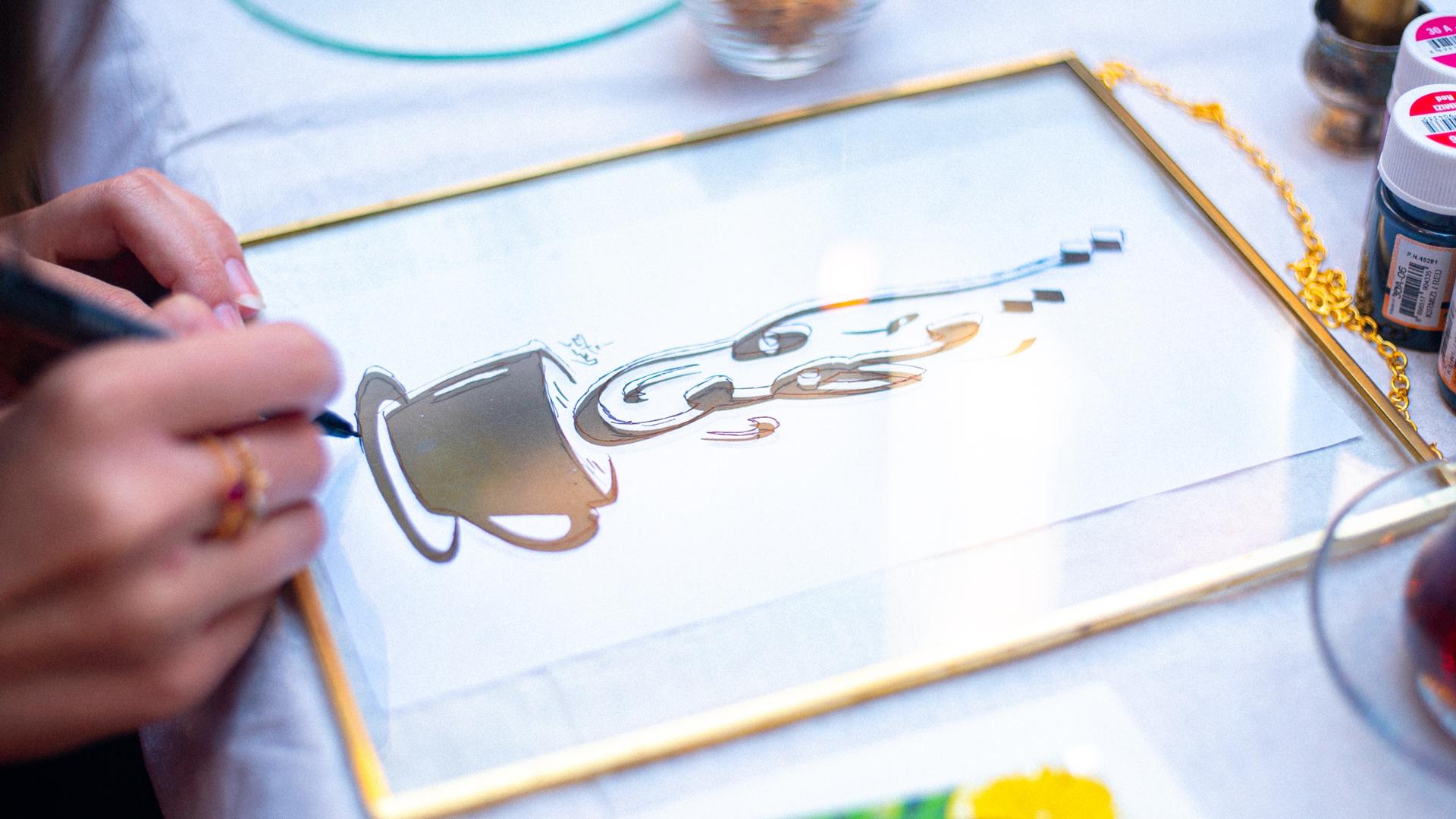 Traditional calligraphy with brass frame experience in Istanbul - Thumbnail 6