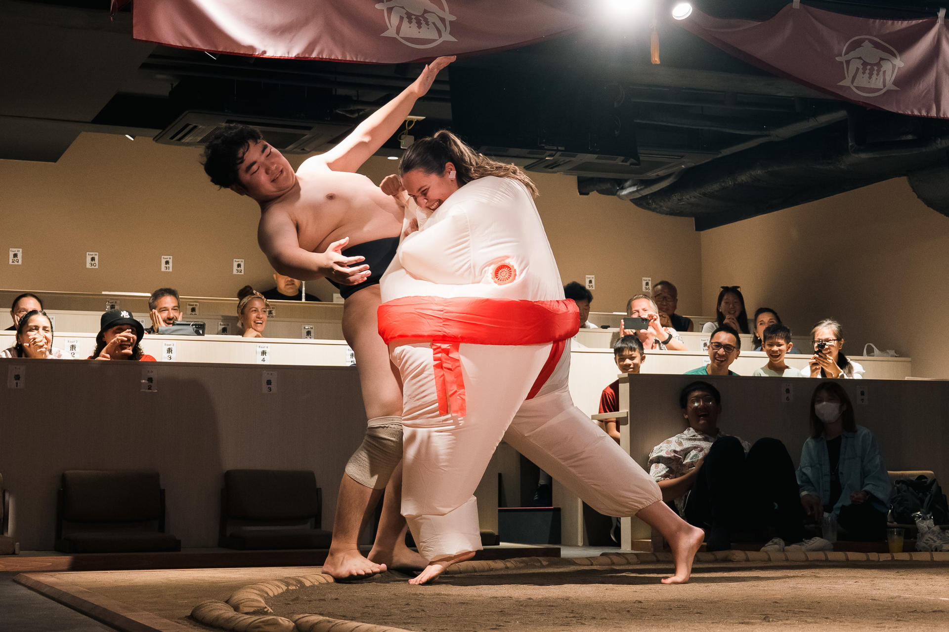 Tokyo Live Sumo Show & Interactive Experience - Thumbnail 4