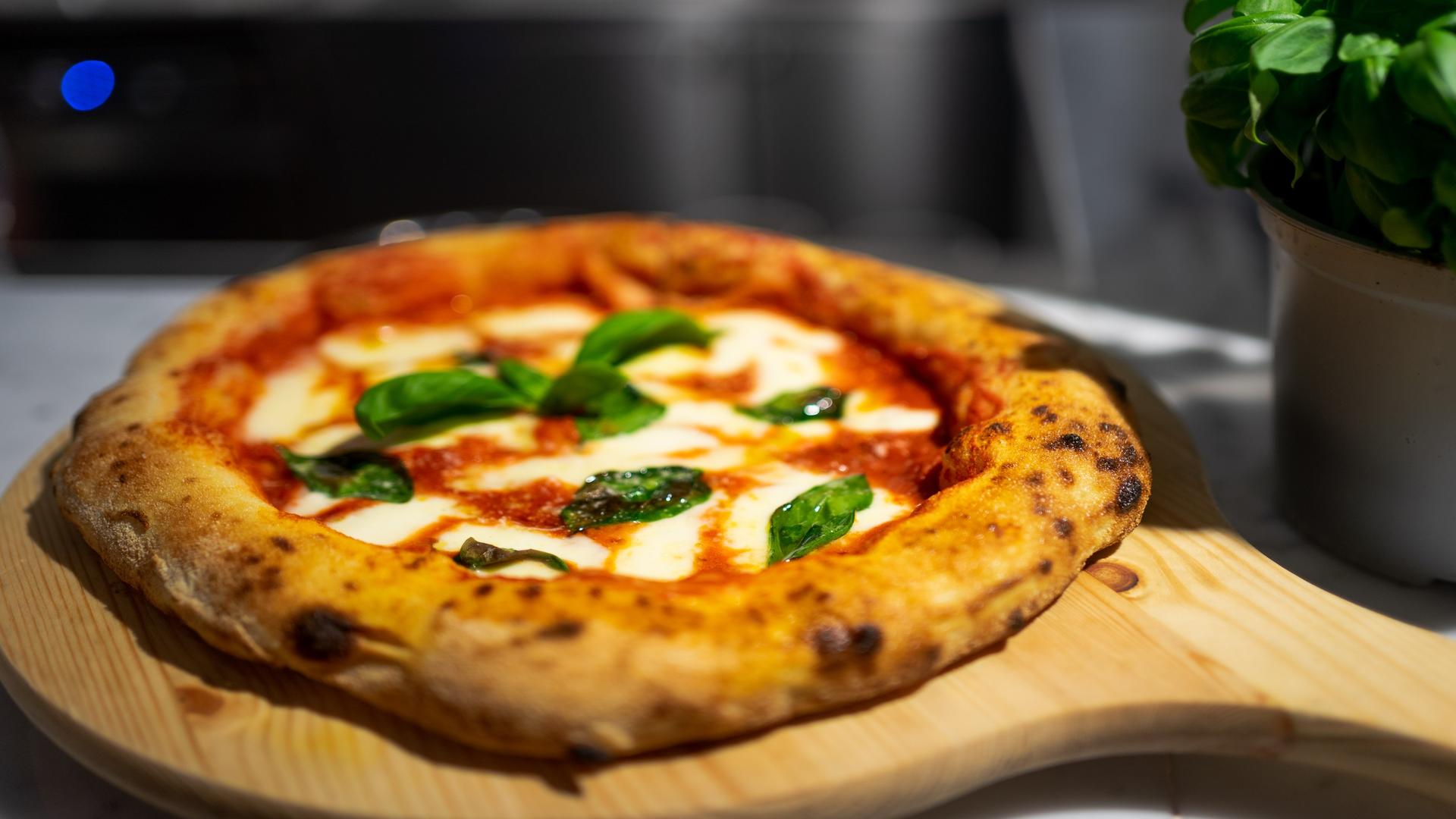 Pizza and Gelato Cooking Class in Rome - Thumbnail 18
