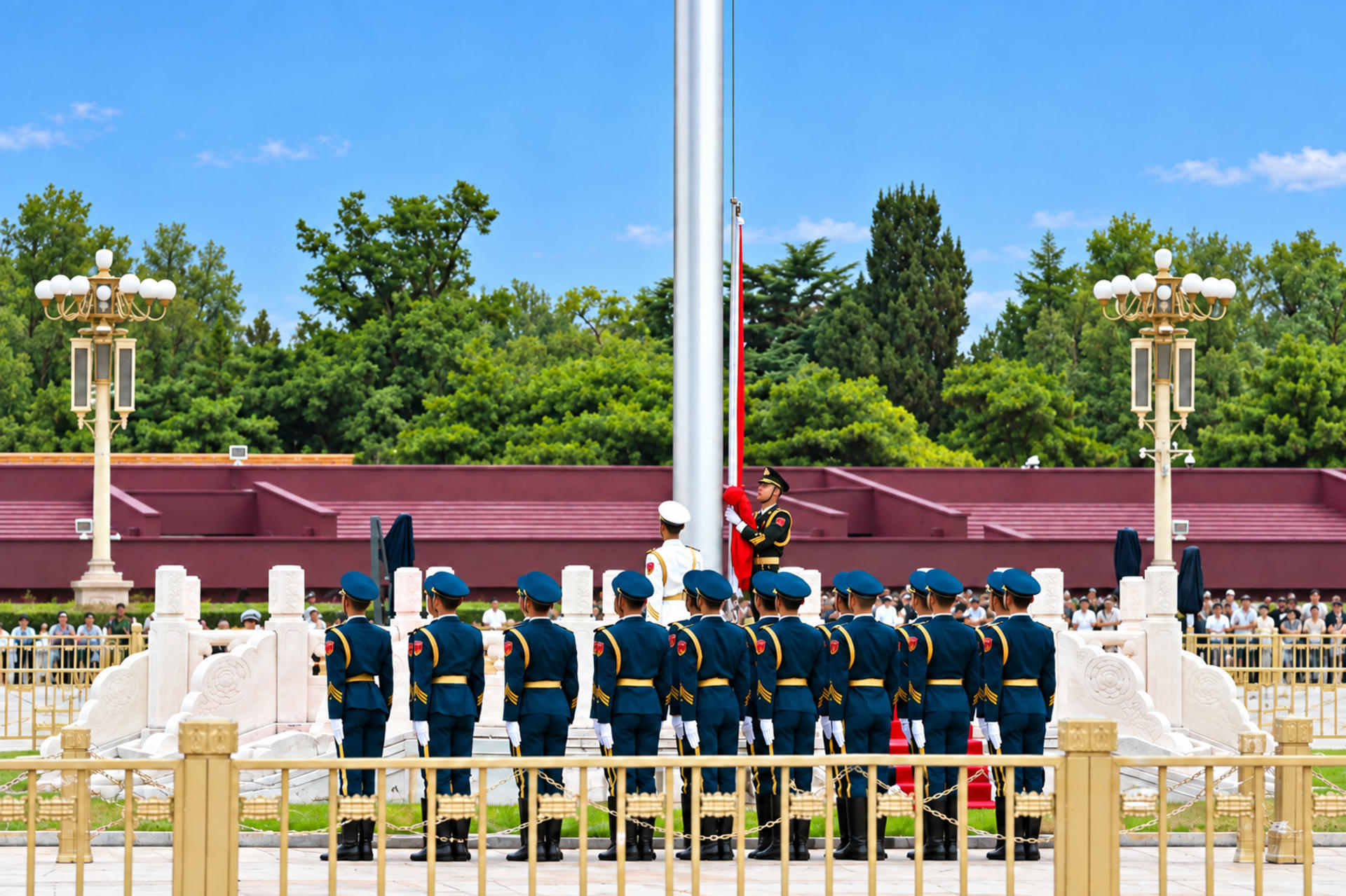 Tour of the sunset flag-lowering ceremony at Tiananmen Square - Thumbnail 4