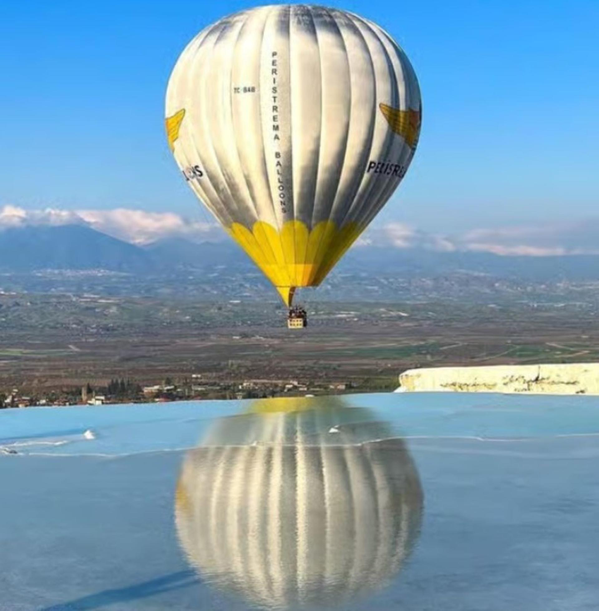 Pamukkale Sunrise Hot Air Balloon Ride - Thumbnail 2