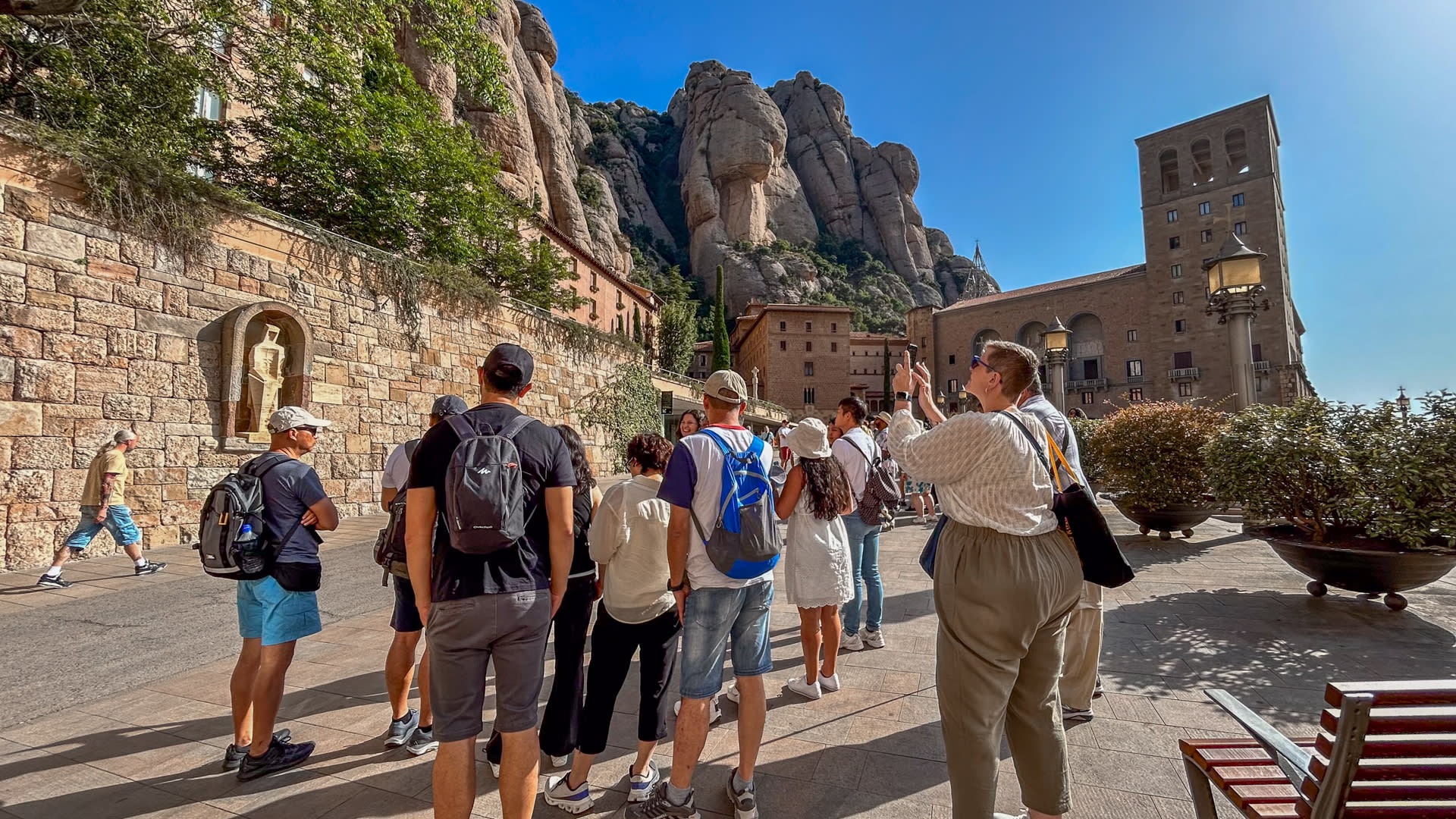 Montserrat and Sagrada Familia Tour in Barcelona - Thumbnail 13