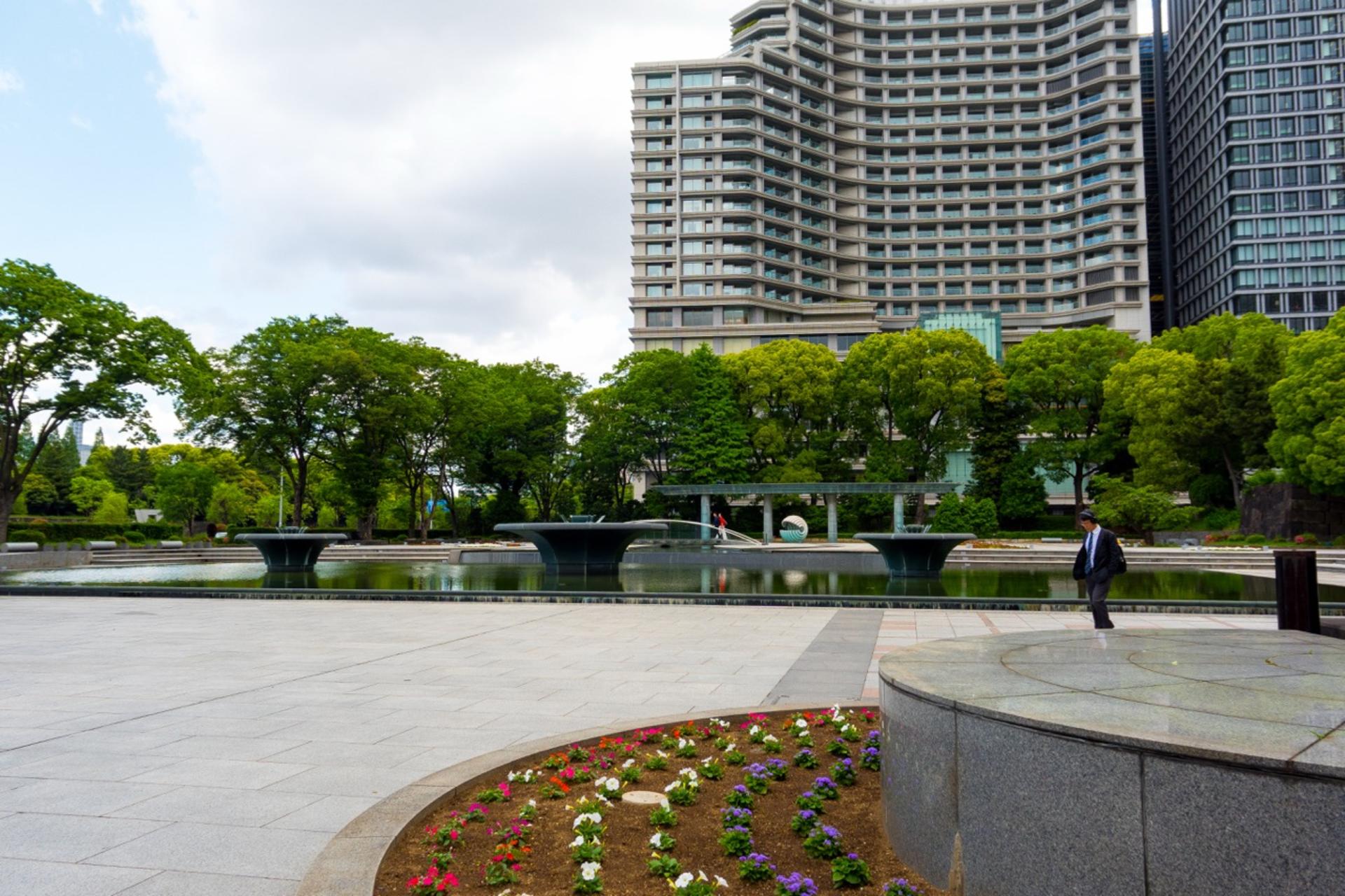 Tokyo: Imperial Palace & Shogun Castle Walking Tour - Thumbnail 37
