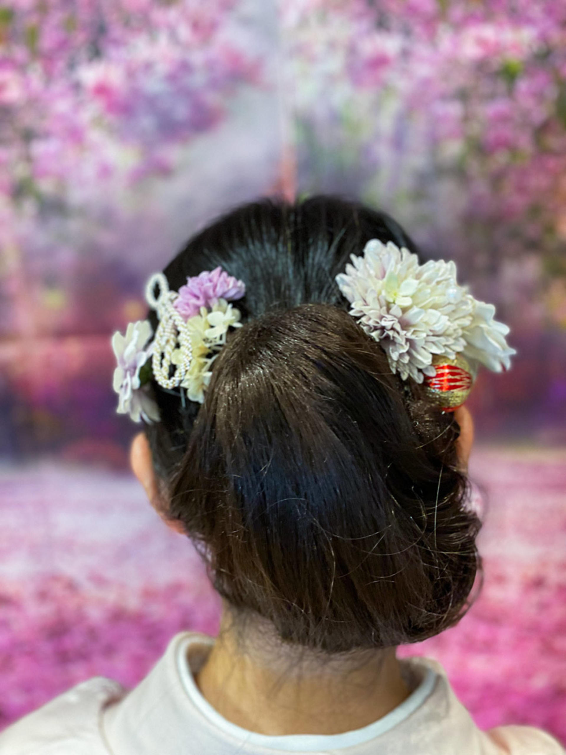 Japanese Hair Accessory & Brooch Making Experience (Tokyo) - Thumbnail 10