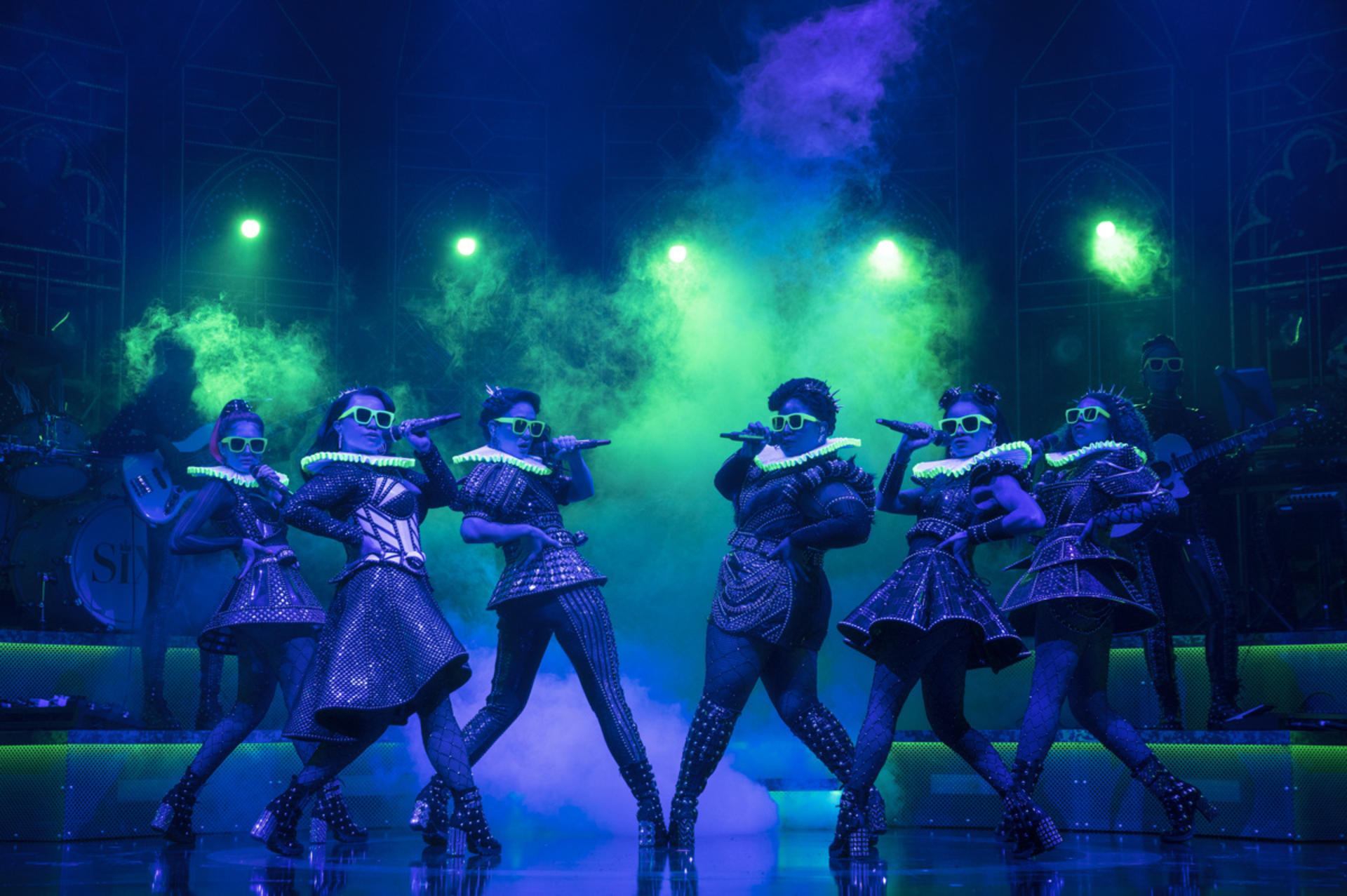 Six Musical Broadway Show Ticket in New York - Thumbnail 8