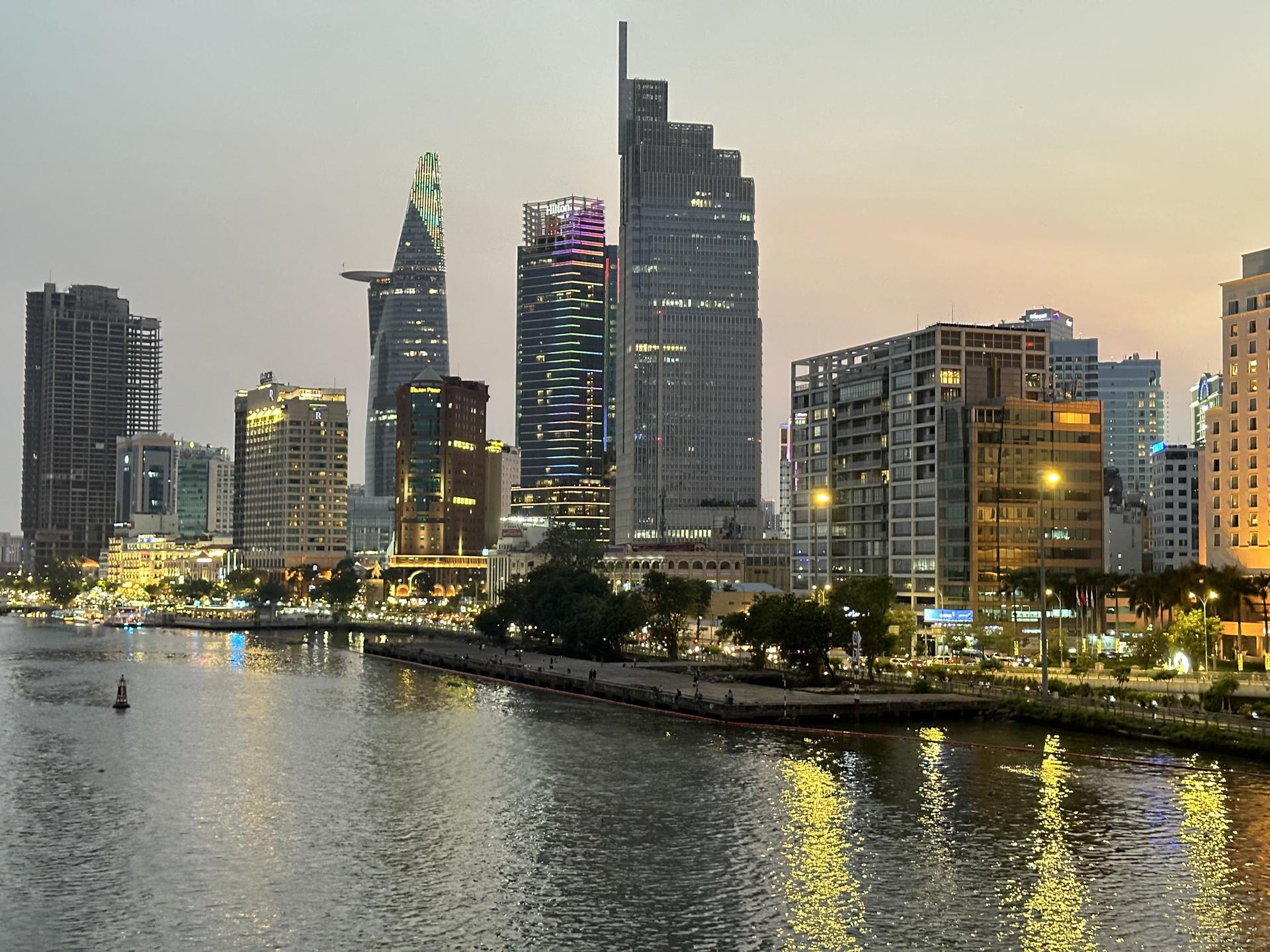 Saigon Modern Nightlife Walking Tour - Image 1