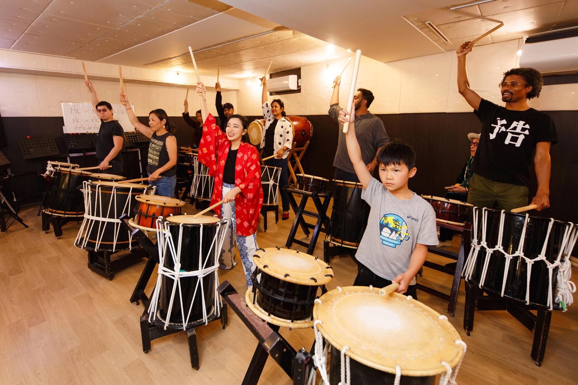 Tokyo's Authentic and Finest Taiko Drumming Experience - Thumbnail 3