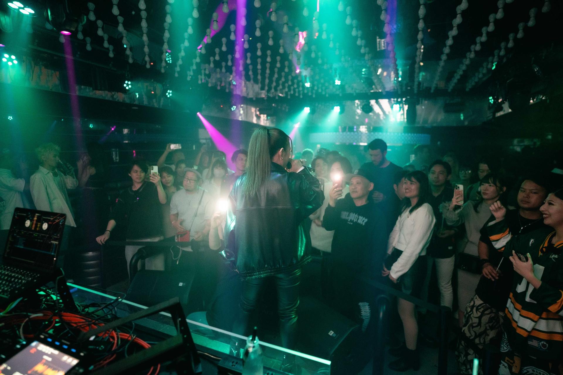 Tokyo:  CROSS ROPPONGI Nightclub Admission Ticket (For Foreign) - Thumbnail 11