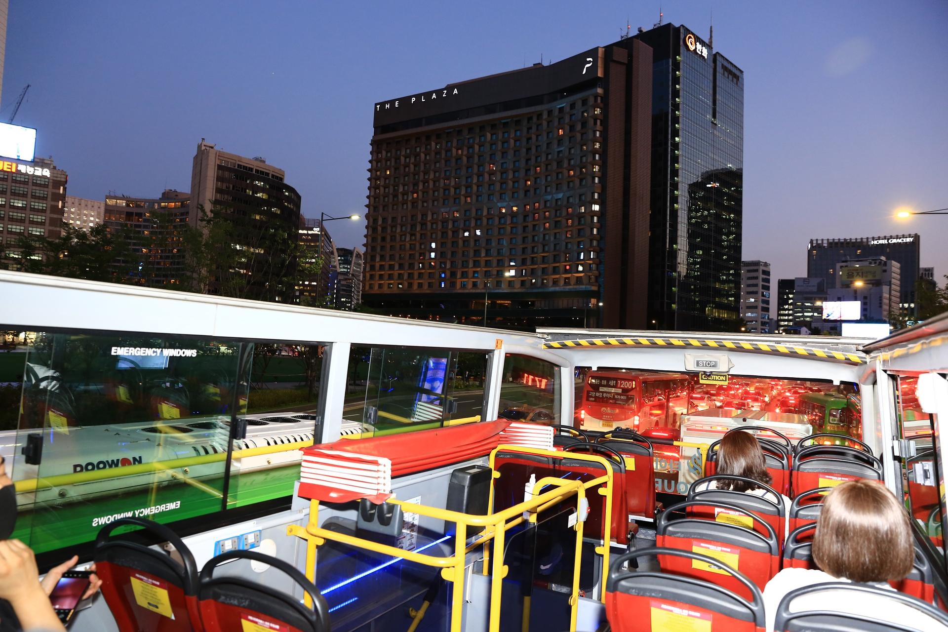 Seoul City Tour Bus Night View Course - Thumbnail 2