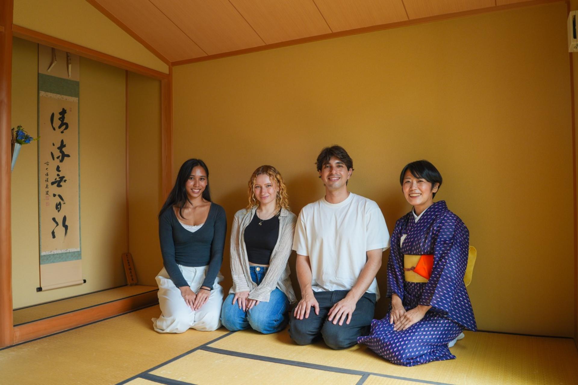 Kyoto: Tea Ceremony Experience in a Small Tea Room - Thumbnail 6
