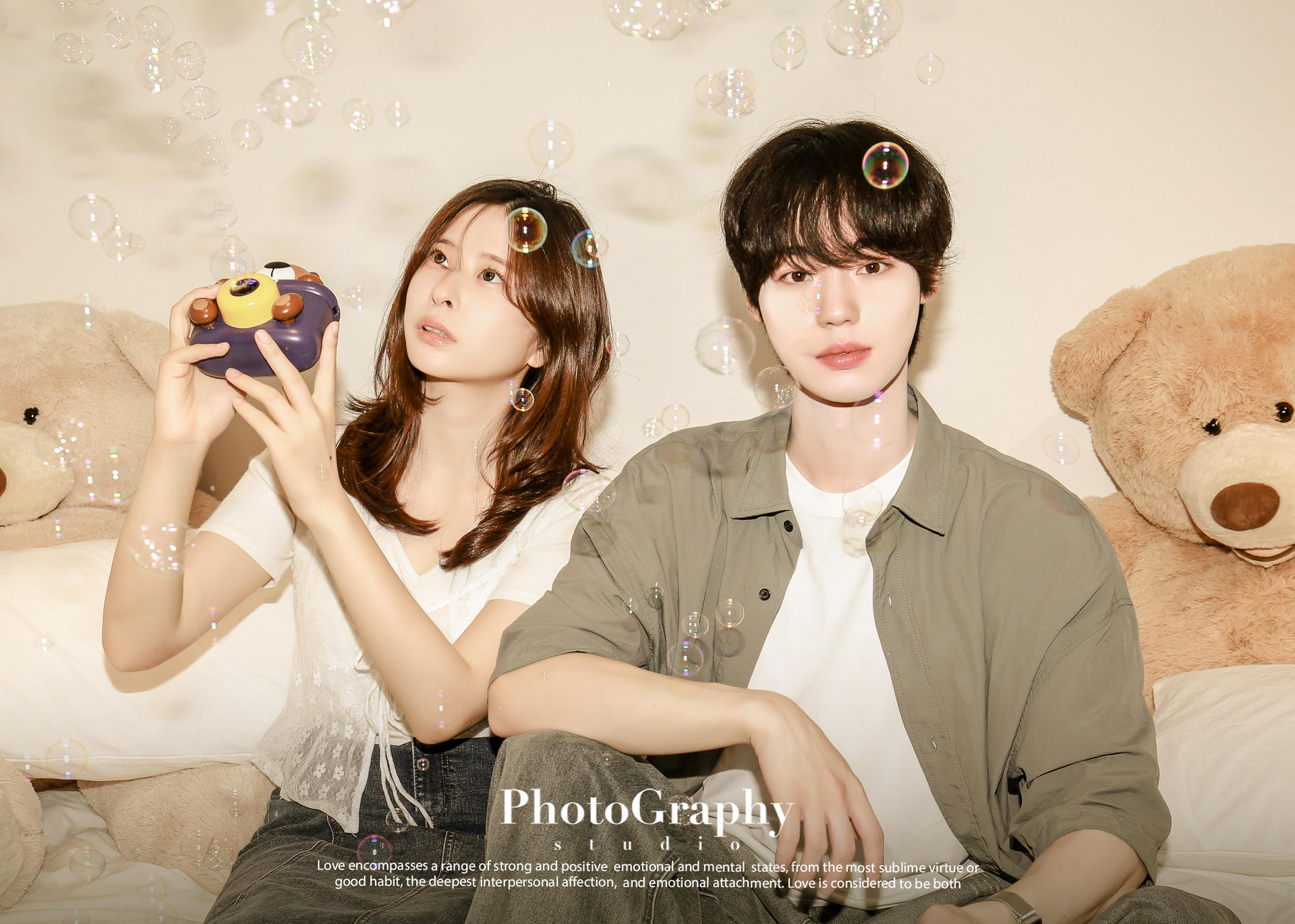 Hongdae Cinema Concept Selfstudio Experience in Seoul : Free Costume - Thumbnail 22