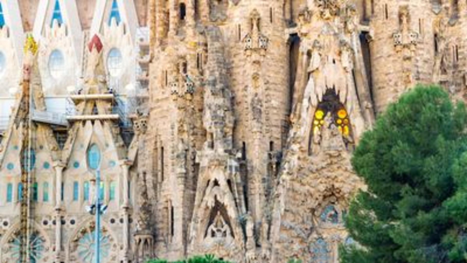 Sagrada Familia English Guided Tours - Thumbnail 12