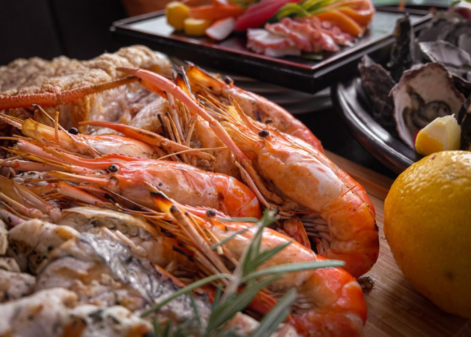 All-day Buffet at Zeta Cafe Holiday Inn Bangkok Sukhumvit 22 - Thumbnail 2