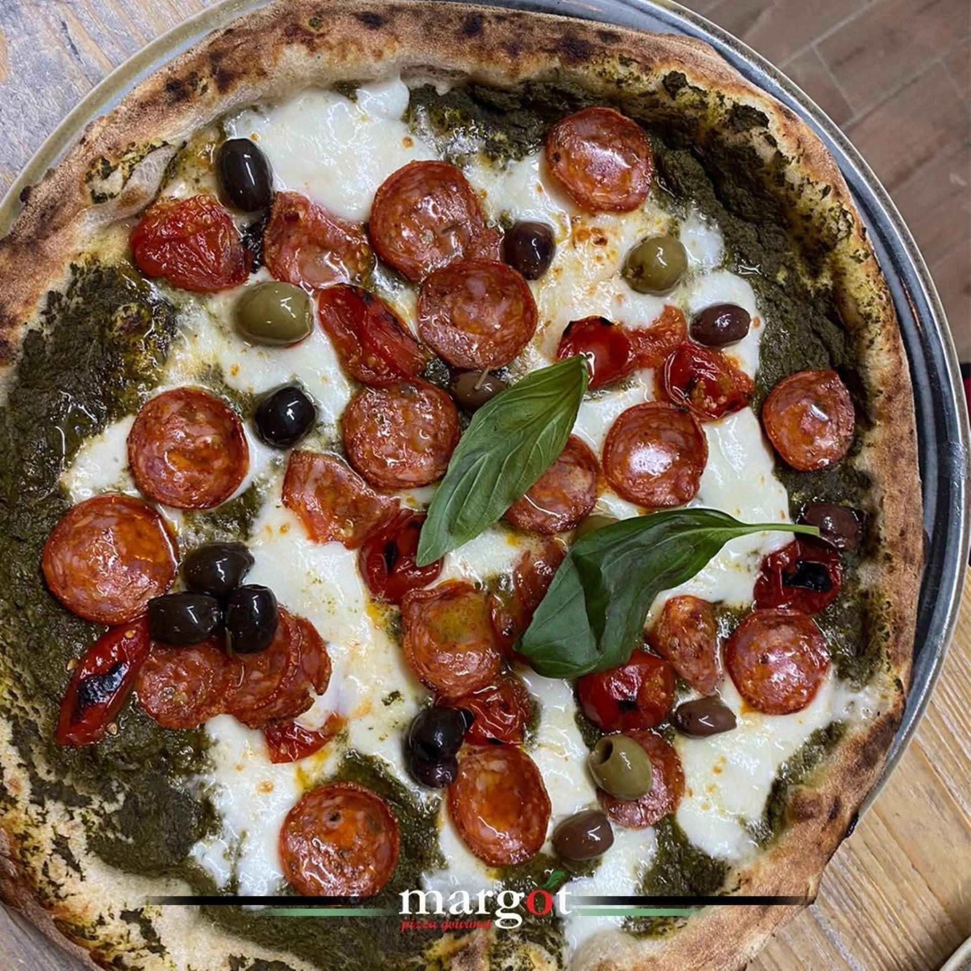 Gourmet Pizza Experience with Drinks and Dessert in Lecce - Thumbnail 60