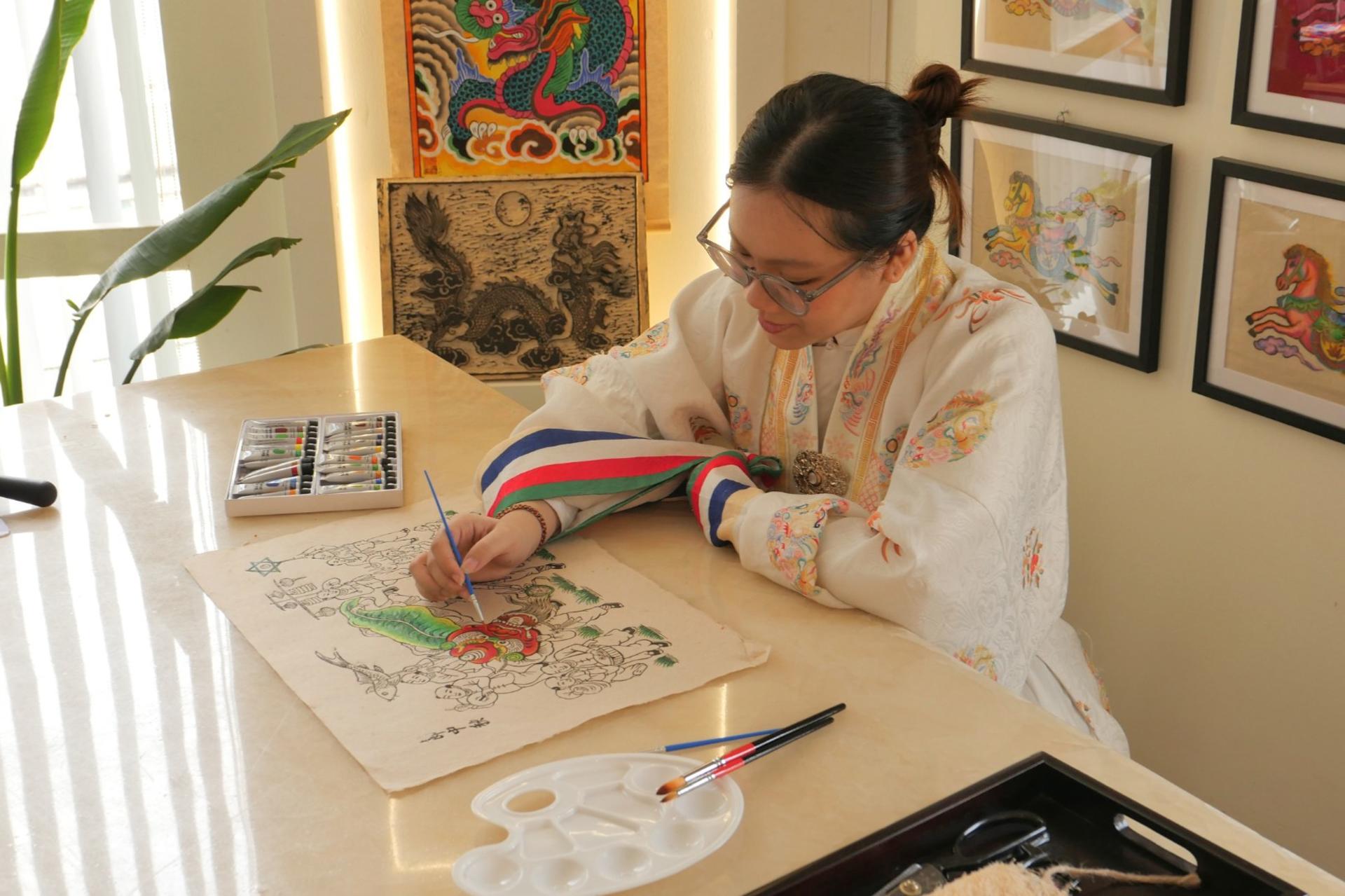 200-Year Folk Art Workshop: Craft Your Heritage Souvenir in Hanoi - Thumbnail 25