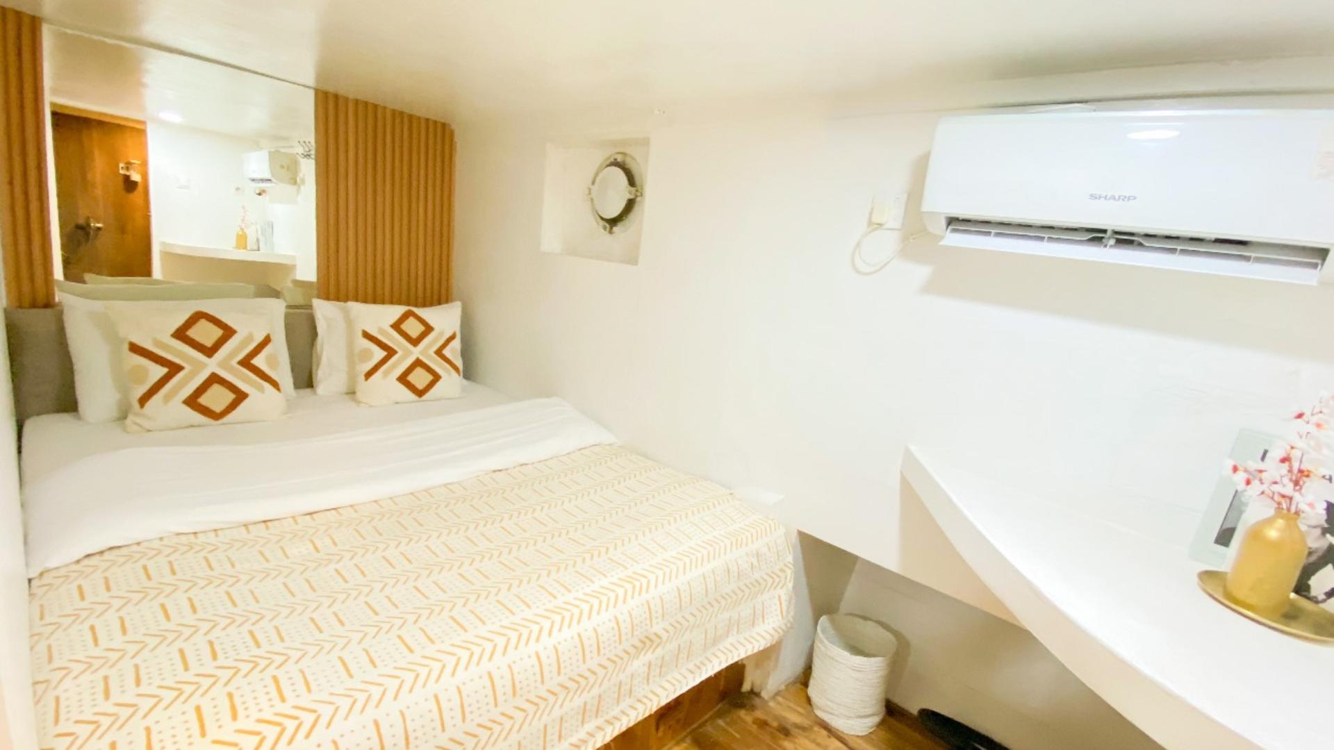 [Luxury Phinisi] 3D2N Sailing Liveaboard from Labuan Bajo - Thumbnail 4