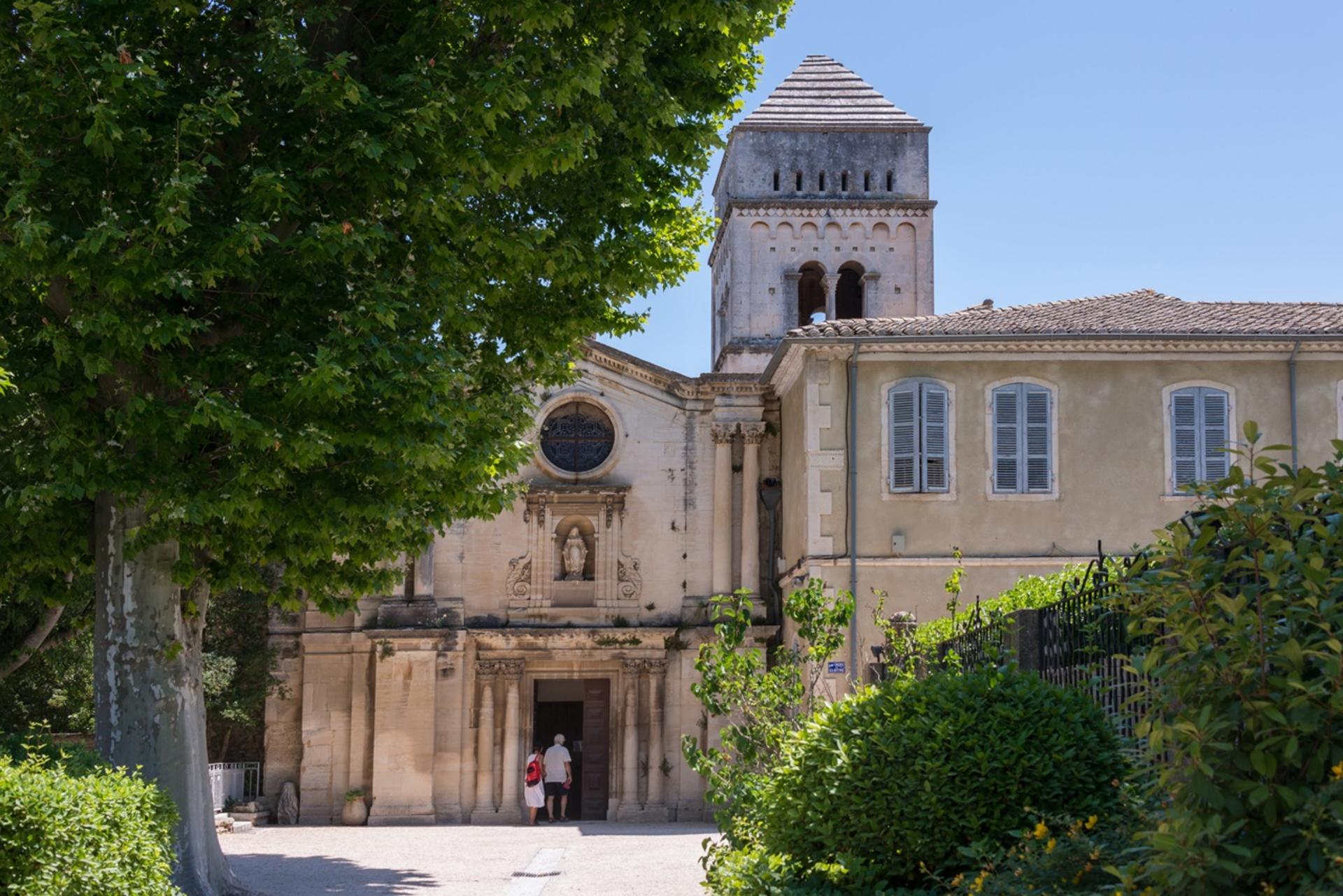 Les Baux & Saint-Rémy Private Tour: Hilltop Views & Van Gogh Art - Thumbnail 5