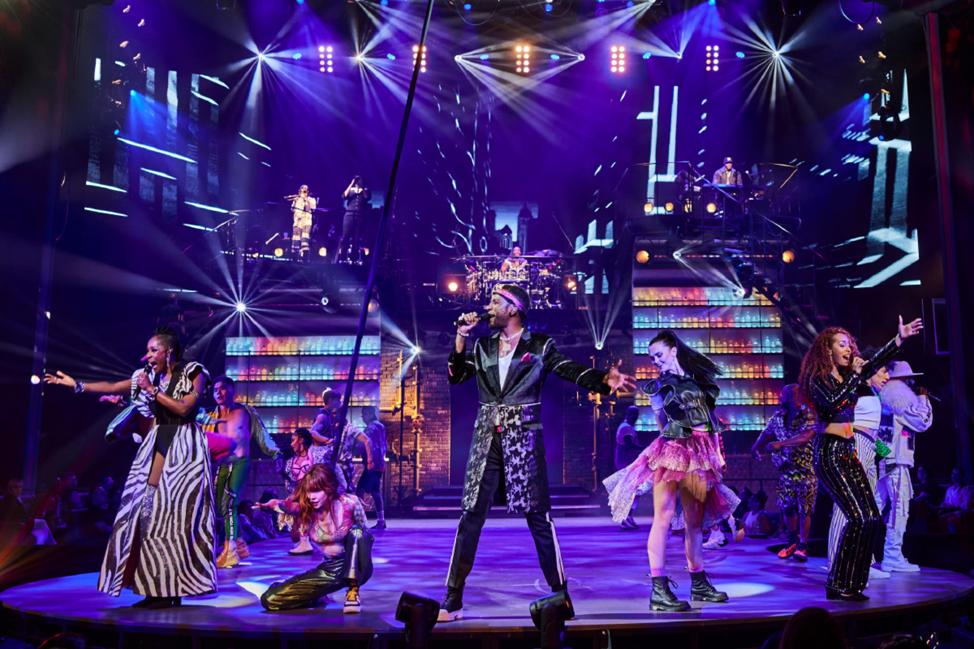 Cirque du Soleil Mad Apple Ticket - Thumbnail 4