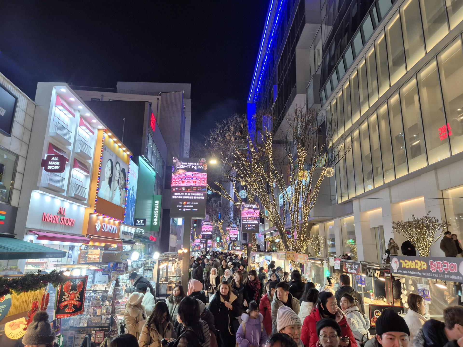 Don't waste your layover : Discover the hidden gems from Airport - Thumbnail 32