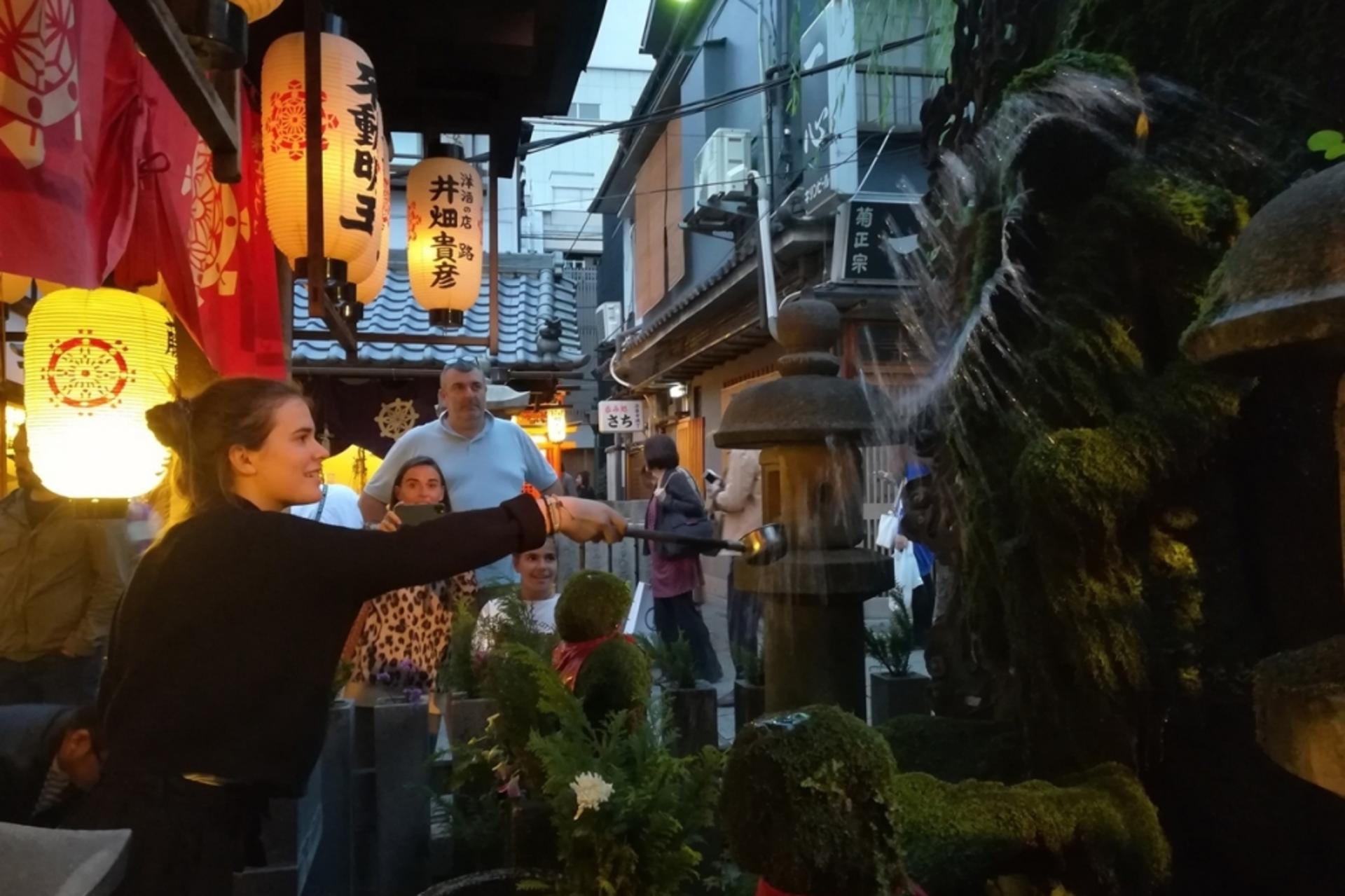 Absolute Osaka Food Tour - Thumbnail 5