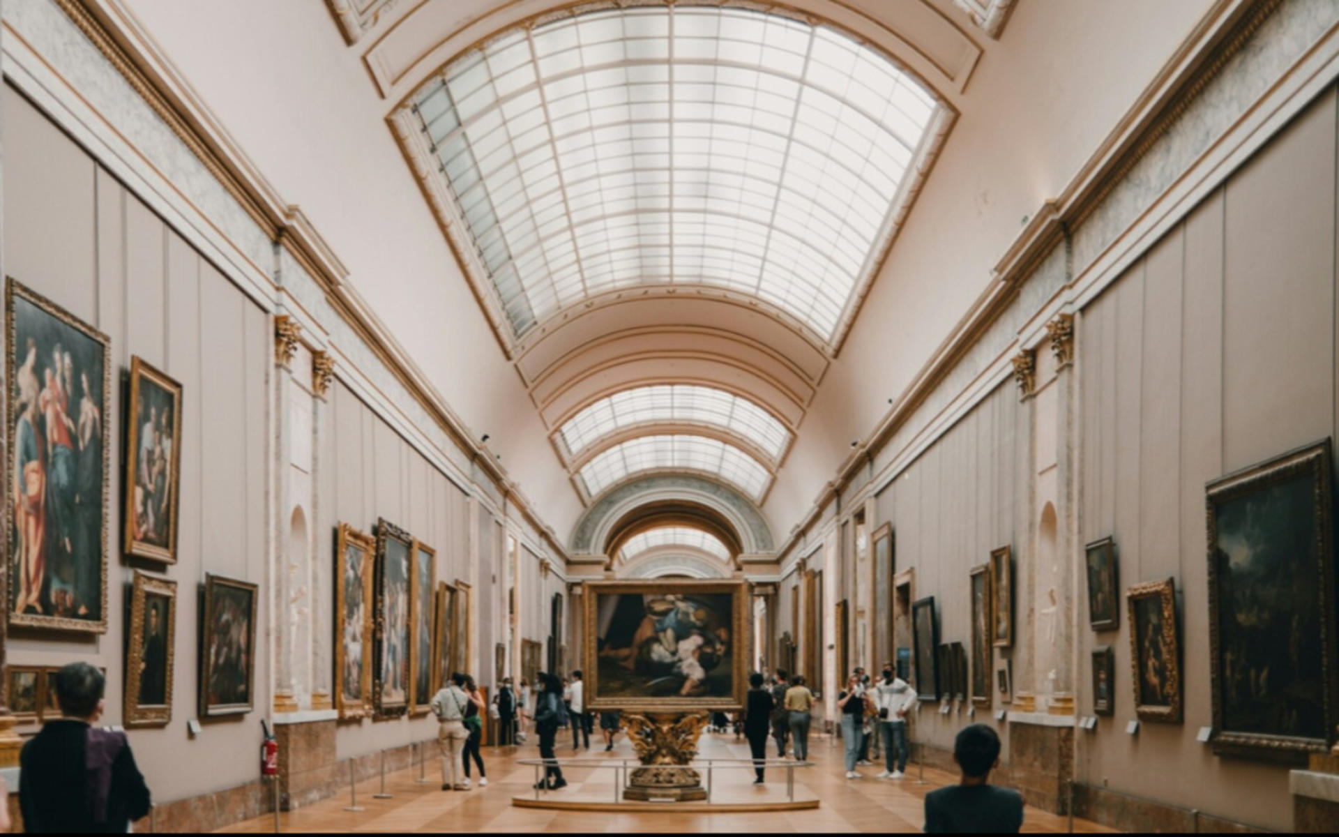Louvre Museum Entry Ticket & Audio Tour - Thumbnail 3
