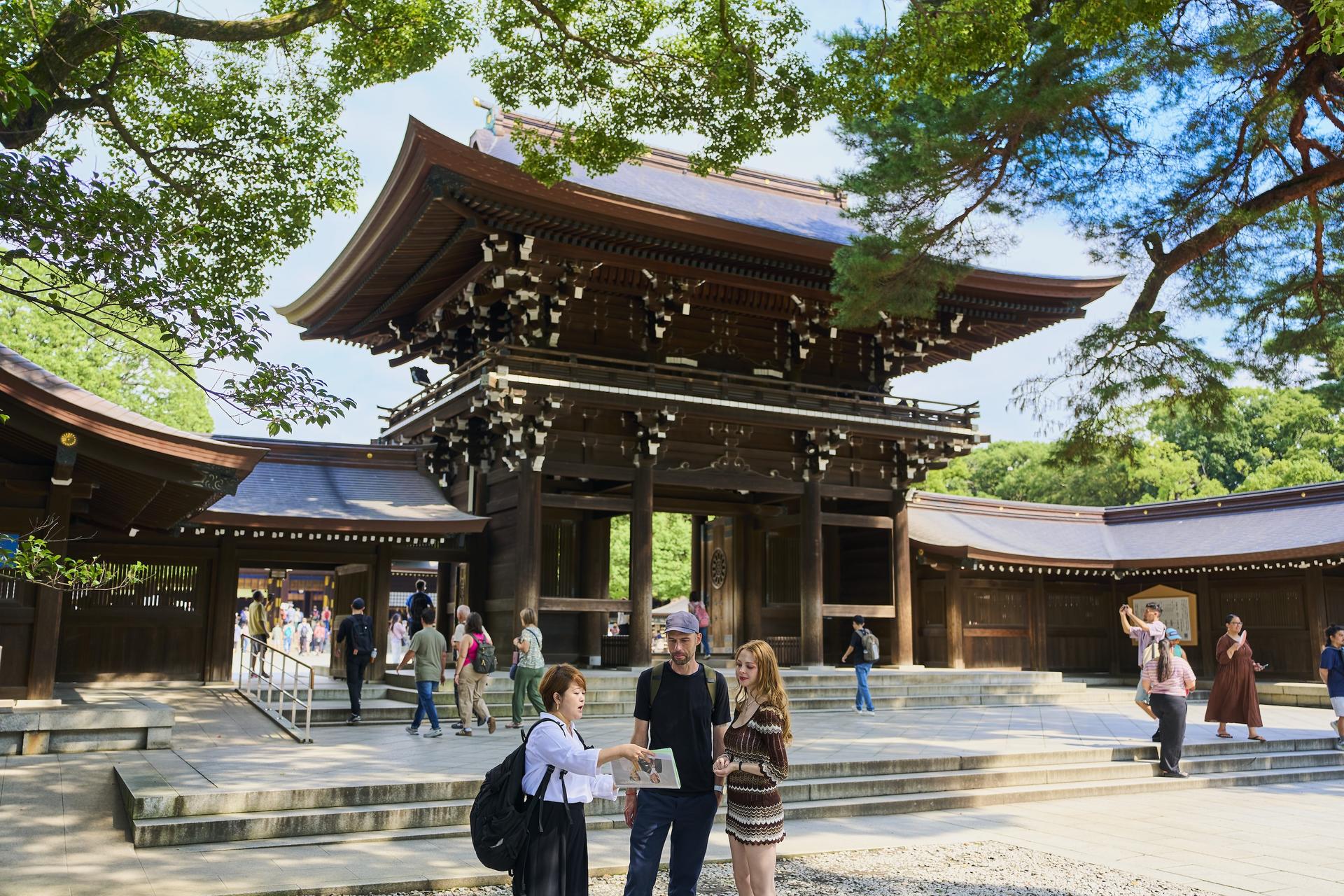 Tokyo: Meiji Shrine Walking Tour - Shintoism & Imperial System - Thumbnail 23