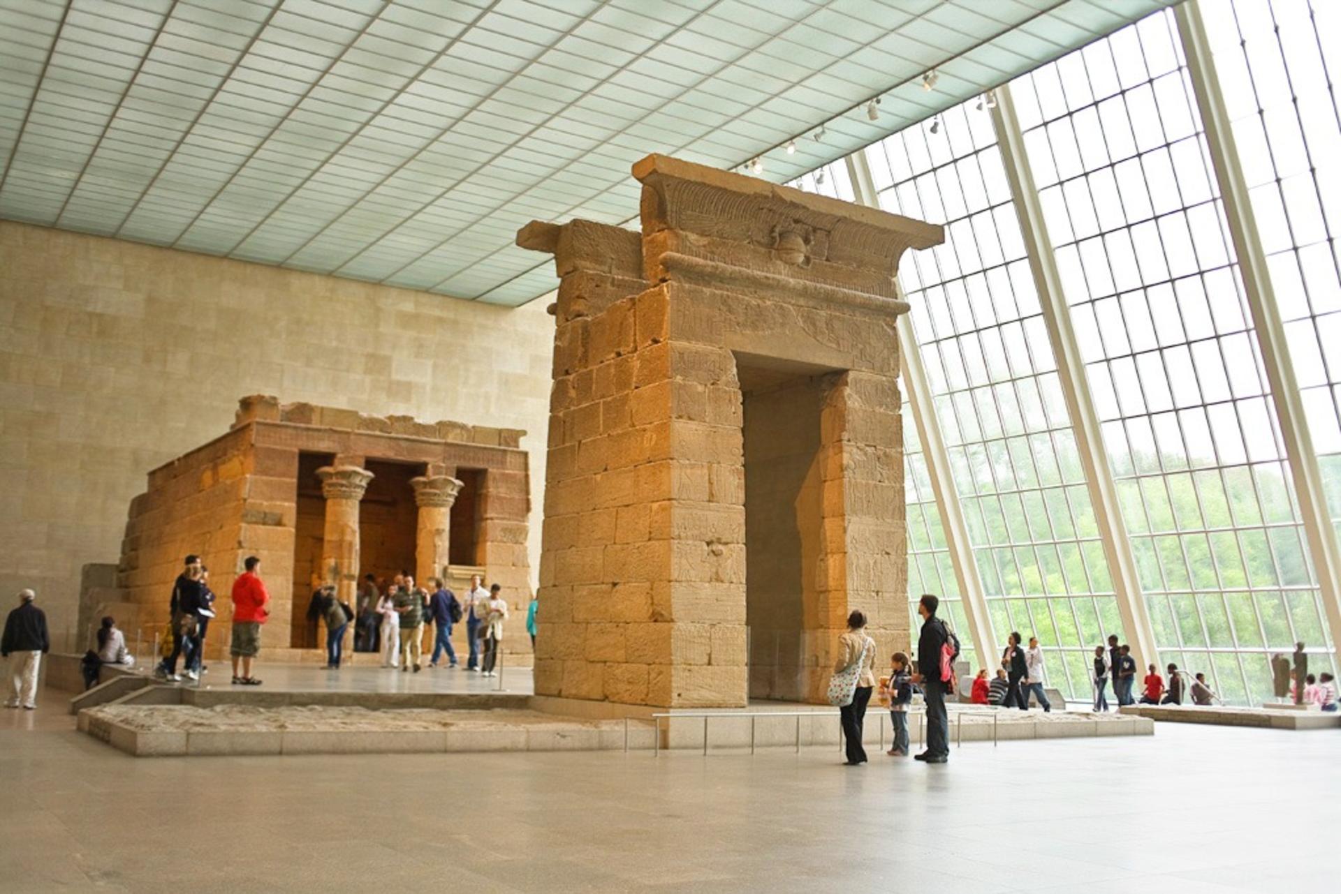 Metropolitan Museum of Art Highlights Tour with Skip-the-Line Access - Thumbnail 4