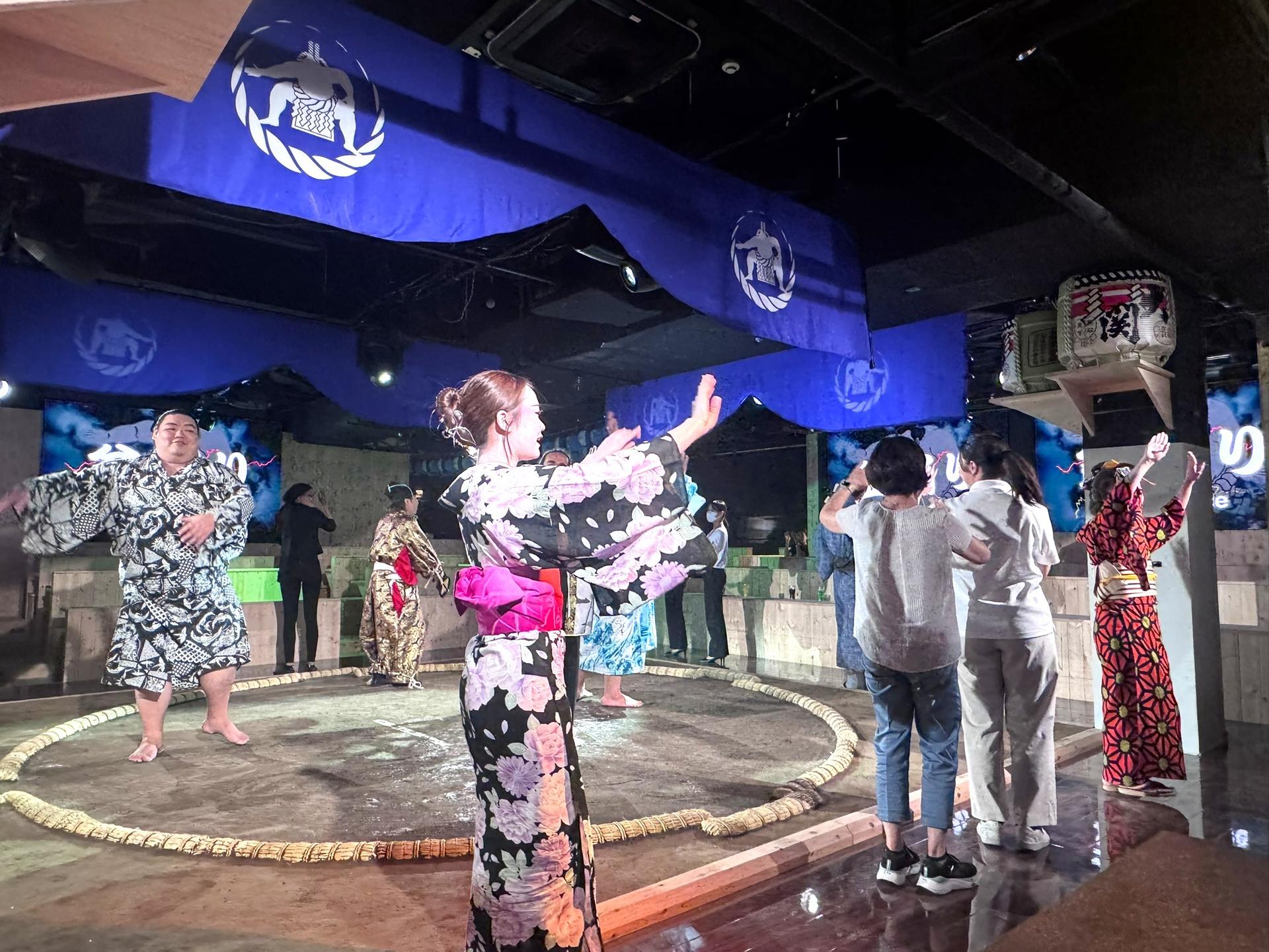 Tokyo: Sumo Entertainment with Japanese Meal at Tokyo Tower - Thumbnail 11