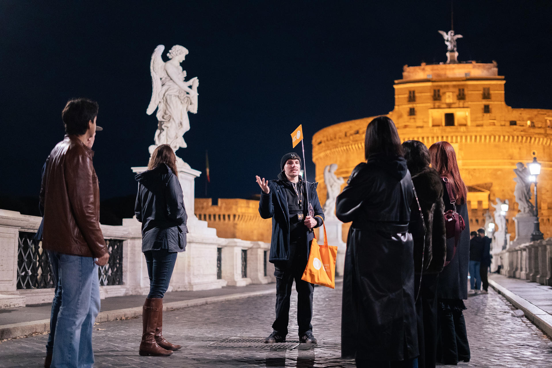 Rome Night Walking Tour with Interactive Ghost Hunter Kit - Thumbnail 3