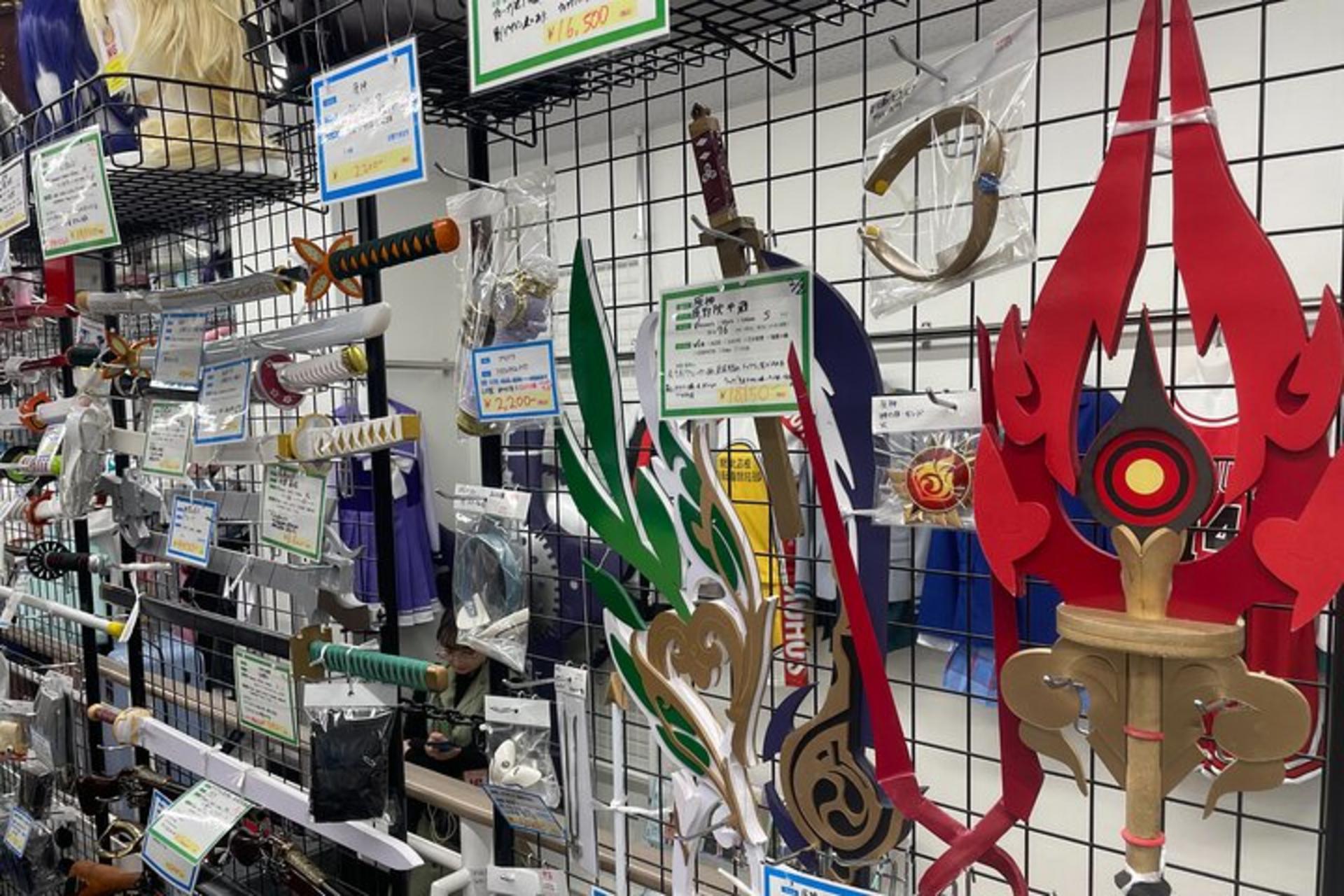 Tokyo: Akihabara Cosplay & Anime Shop Hopping - Thumbnail 15