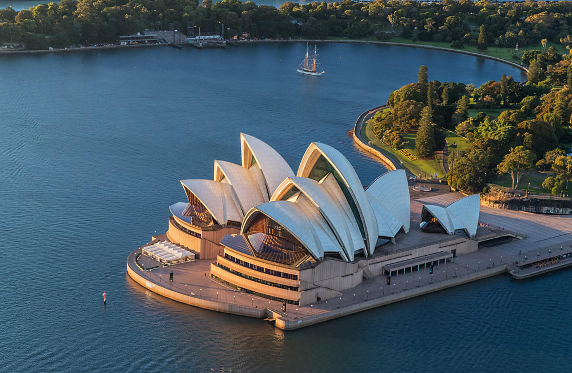 Opera & Musical Shows at Sydney Opera House - Thumbnail 8