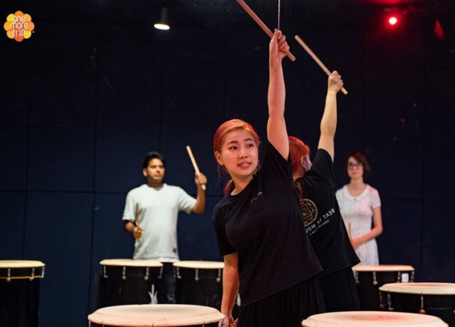 Seoul Jongno Korean Percussion Performance Experience with K-POP - Image 1