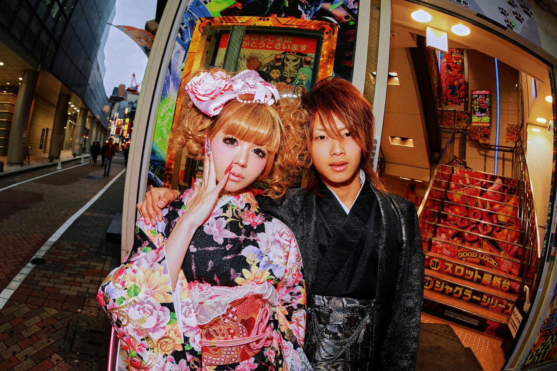 Tokyo: ppのGal Club Kimono Gal Makeover & Photoshoot in Shibuya - Thumbnail 16