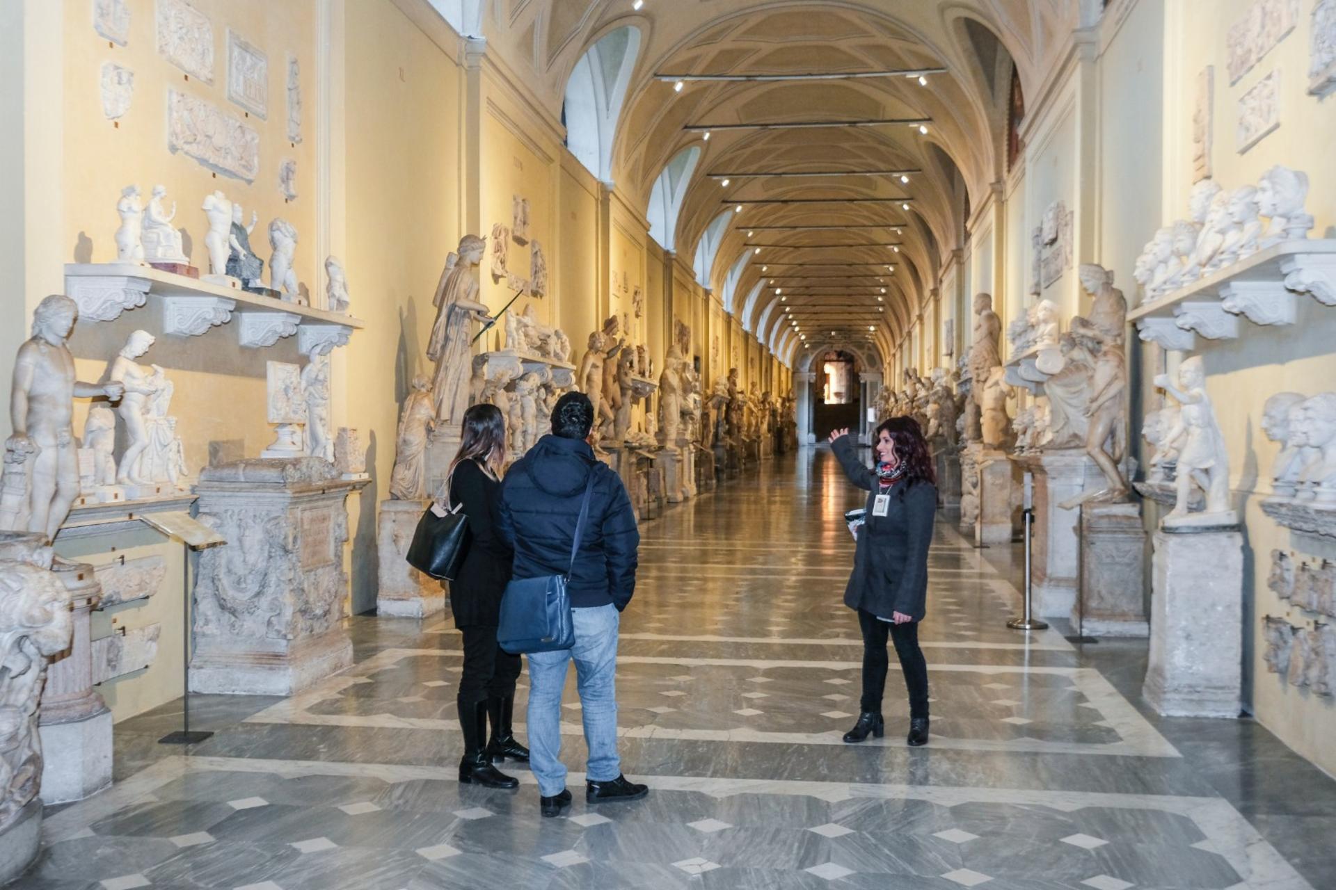 Vatican museums, Sistine Chapel & Basilica first entry private tour  - Thumbnail 3