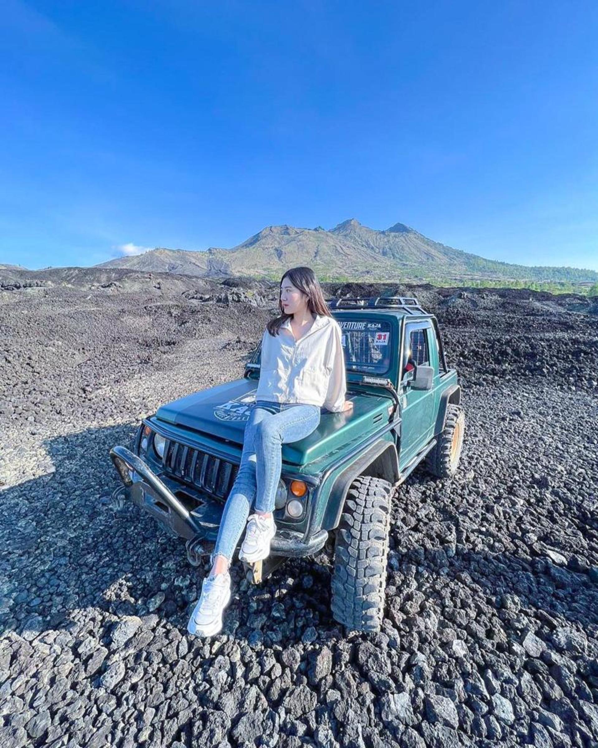 Mount Batur Jeep Sunrise & Kintamani Starbucks with Photographer - Thumbnail 6