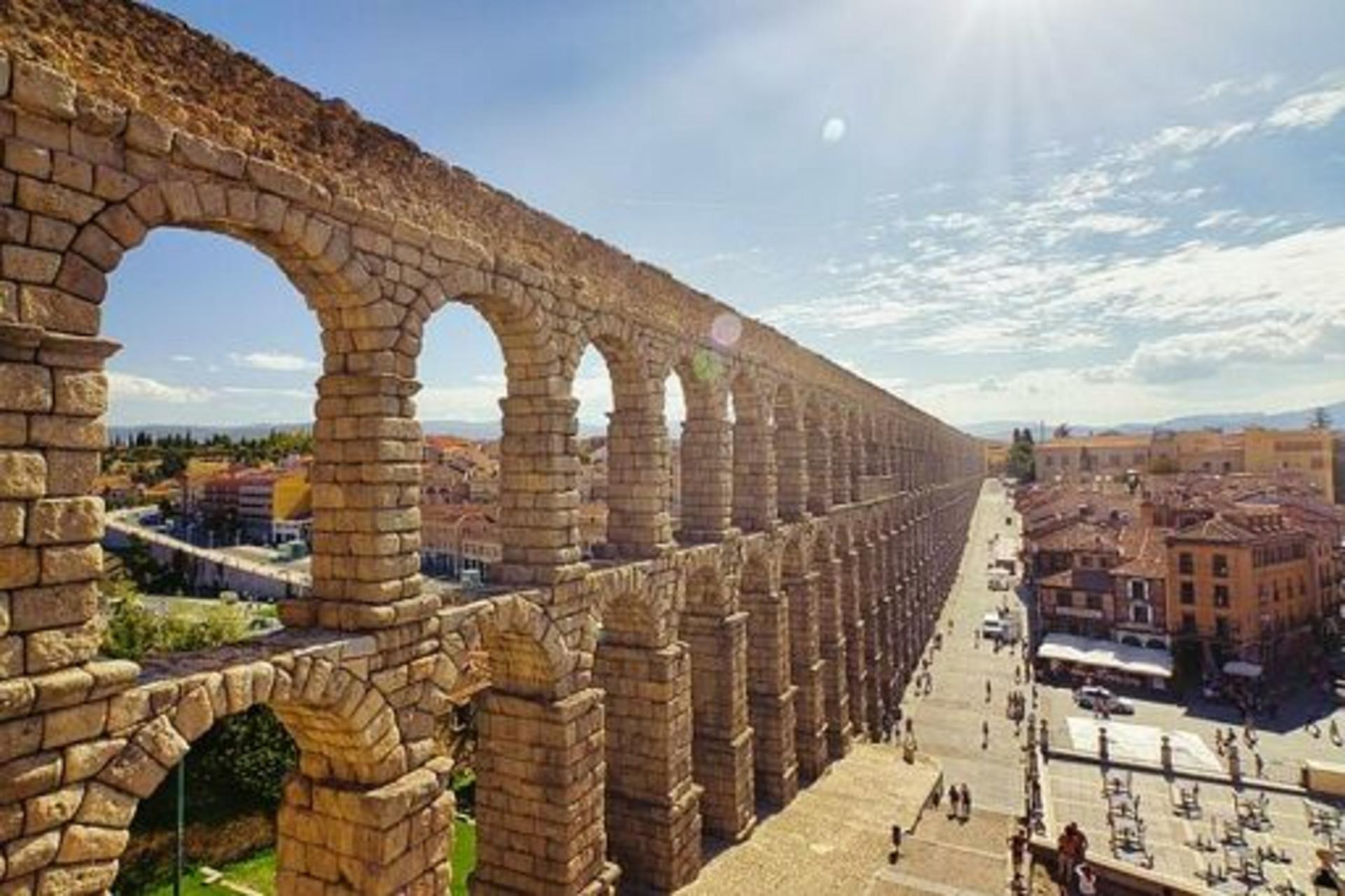 From Madrid: Segovia & Avila Day Trip with Optional Gourmet Lunch - Thumbnail 6