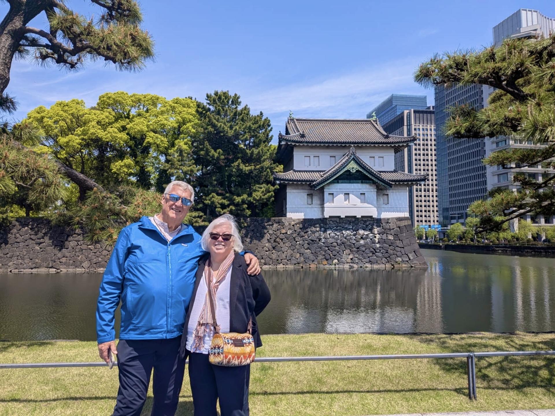 Tokyo: Imperial Palace & Shogun Castle Walking Tour - Thumbnail 9