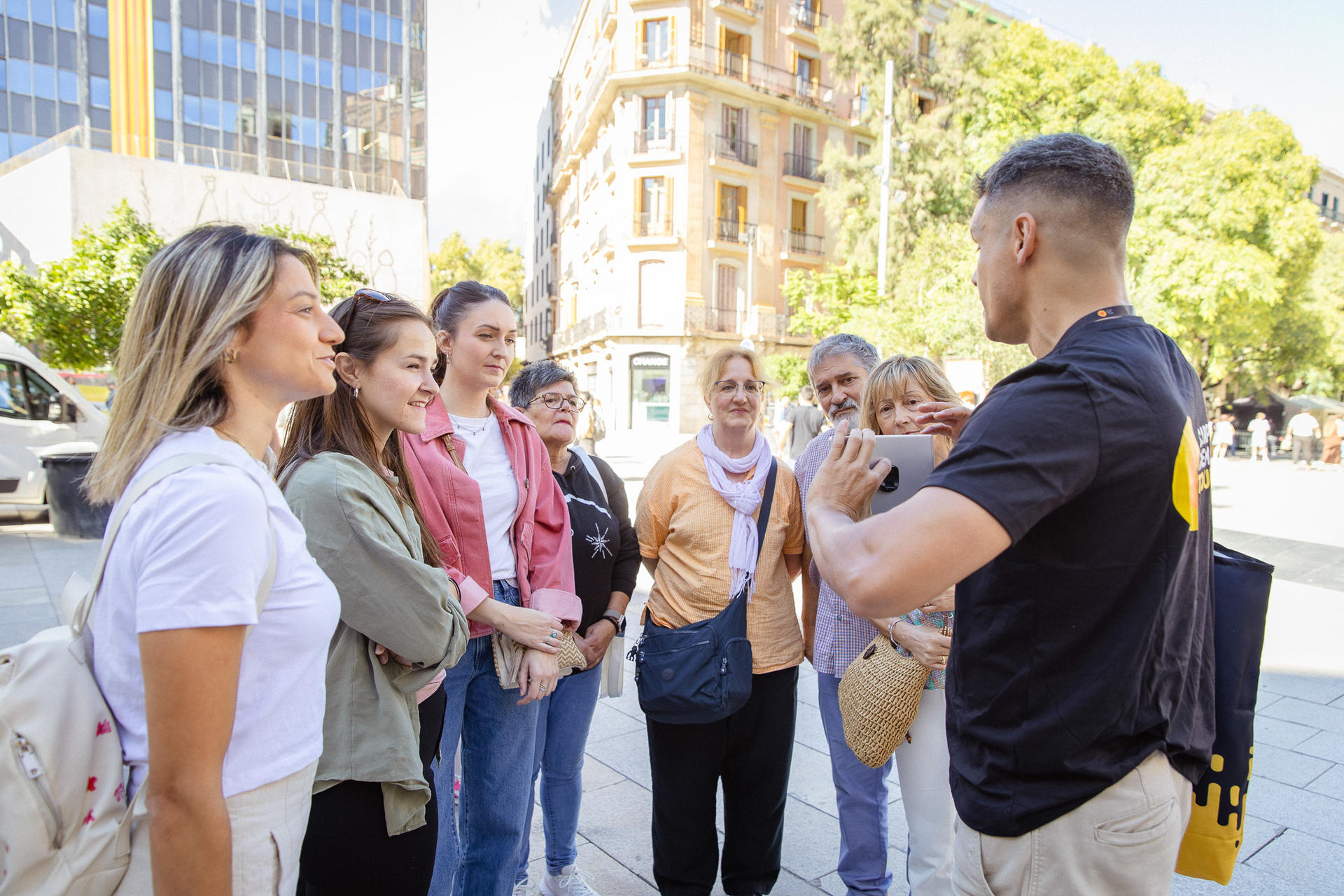 Gothic Quarter & El Born Walking Tour - Thumbnail 5