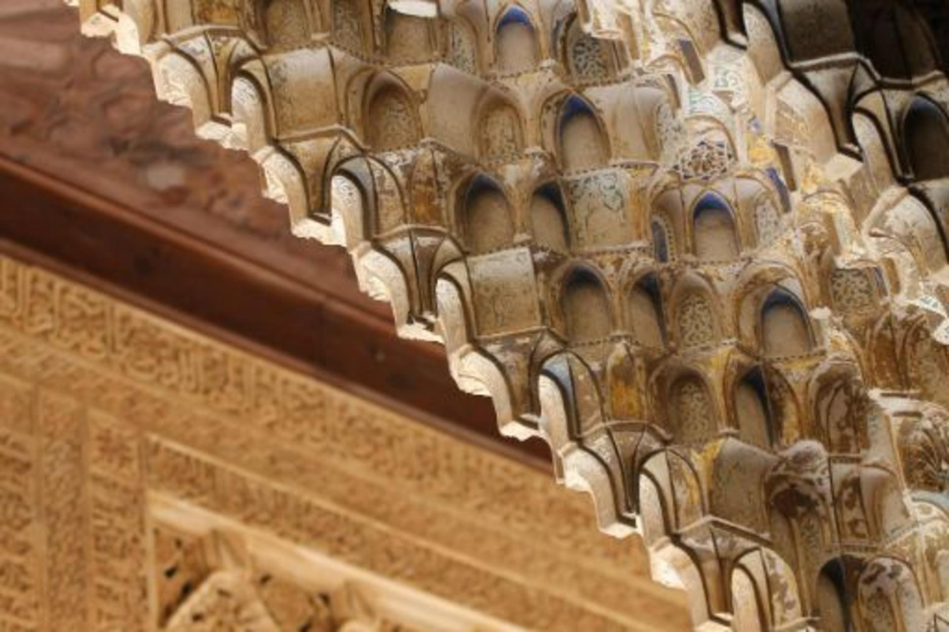 Granada: Alhambra, Albaicin & Sacromonte Guided Tour - Thumbnail 7